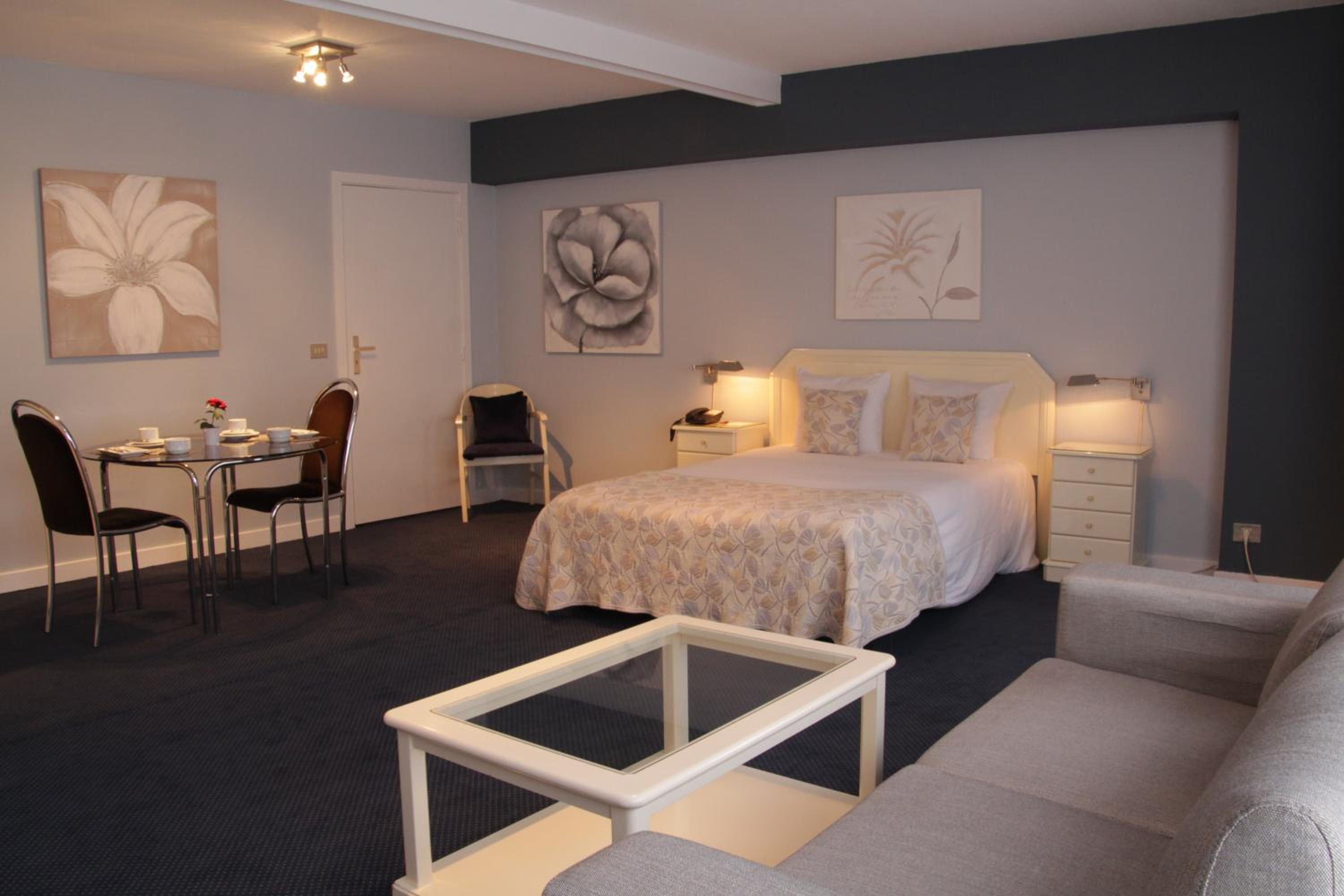Executive Room photo 2