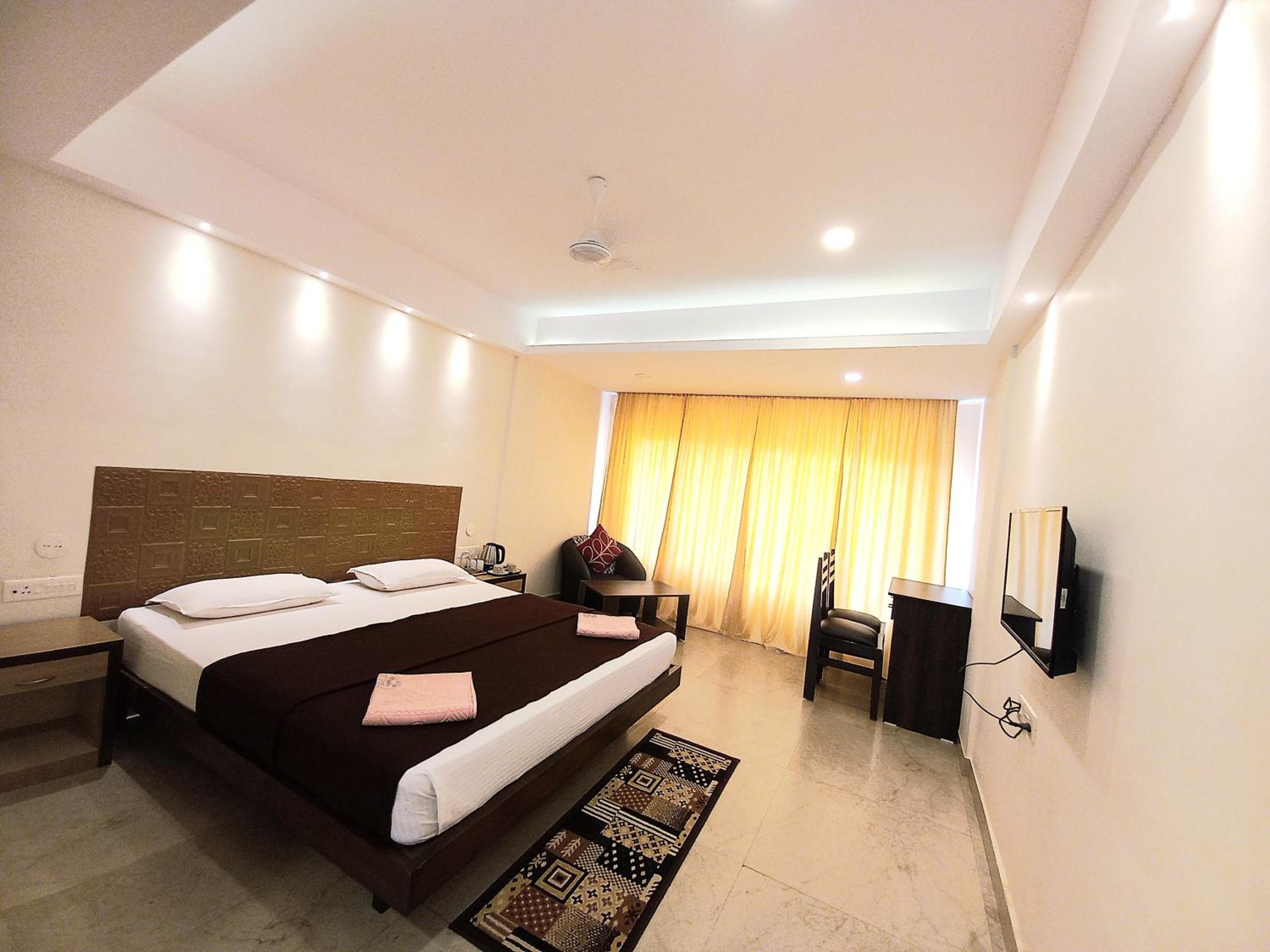 Standard King Room