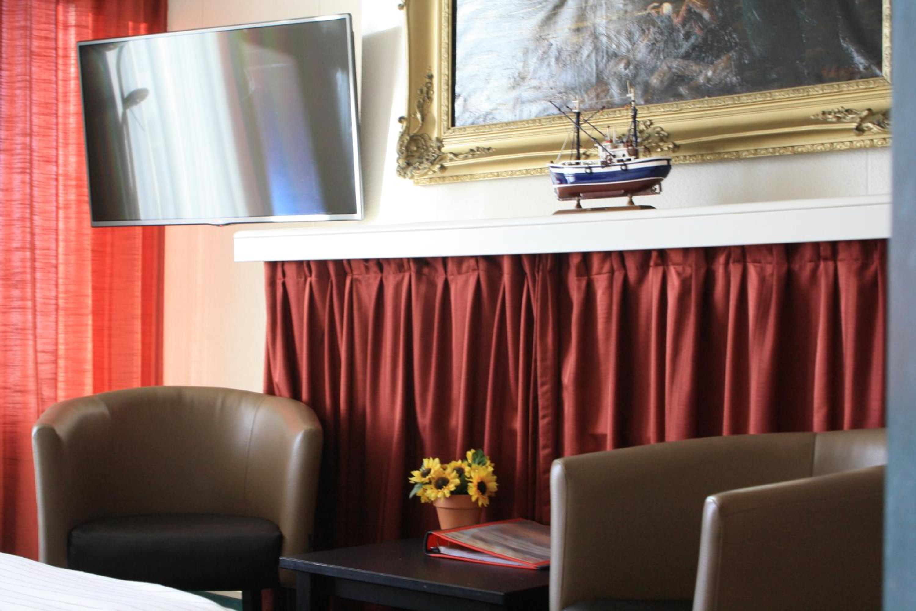 Double Room with Sea View - Ground Floor