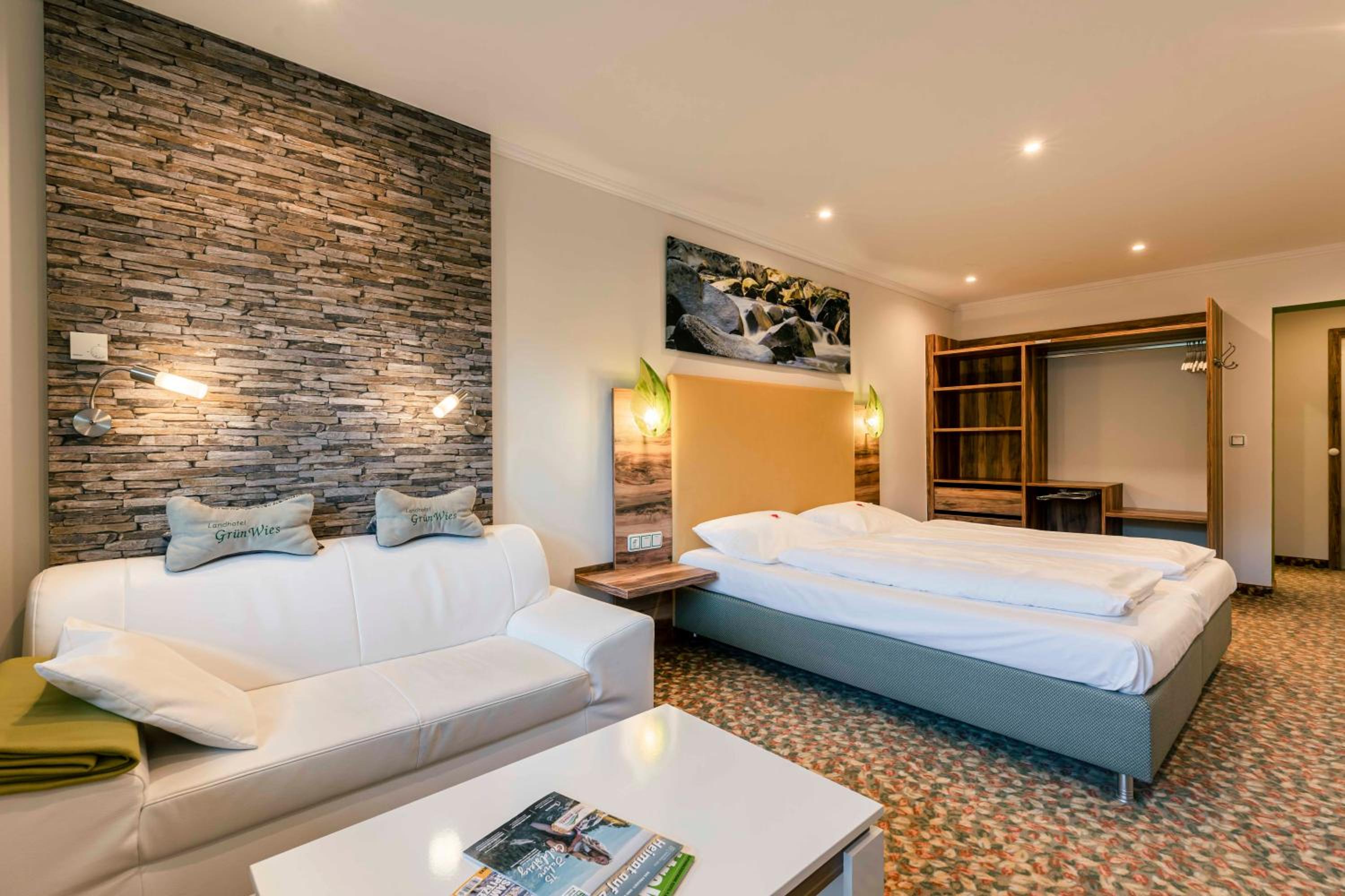 Superior Twin Room with Garden View
