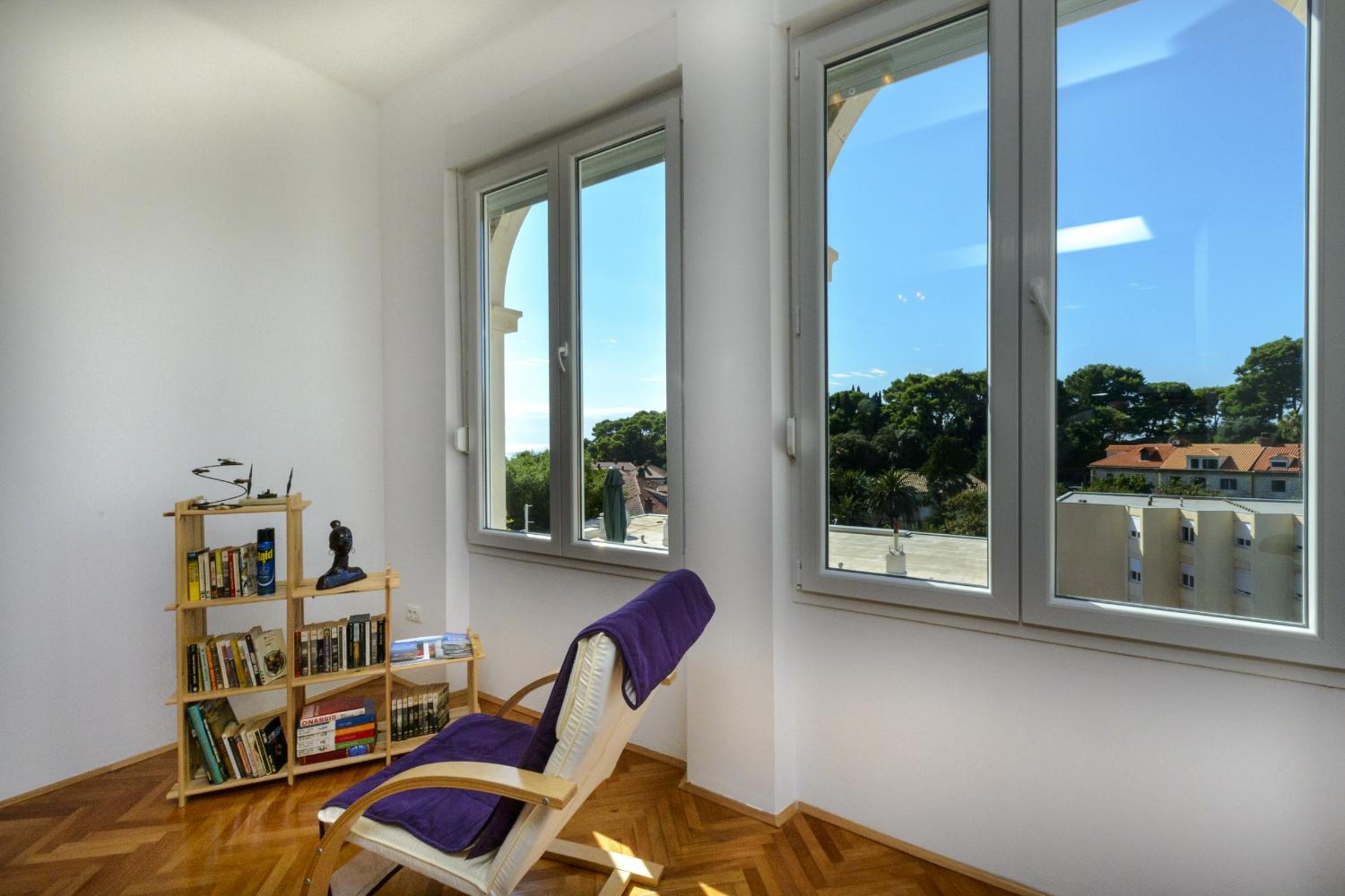 Special Offer - One-Bedroom Apartment with Airport Transfer