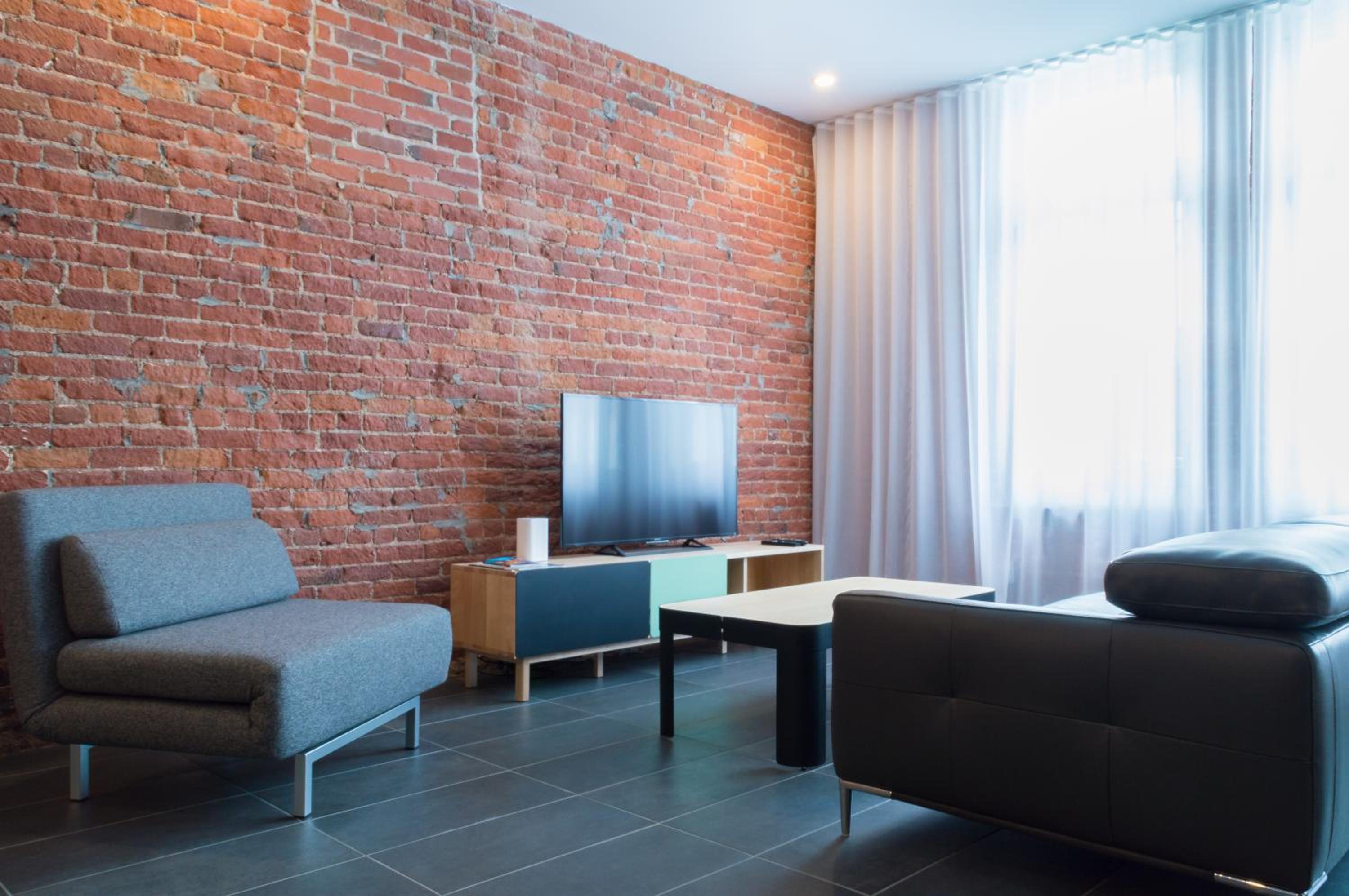 One-Bedroom Loft T303