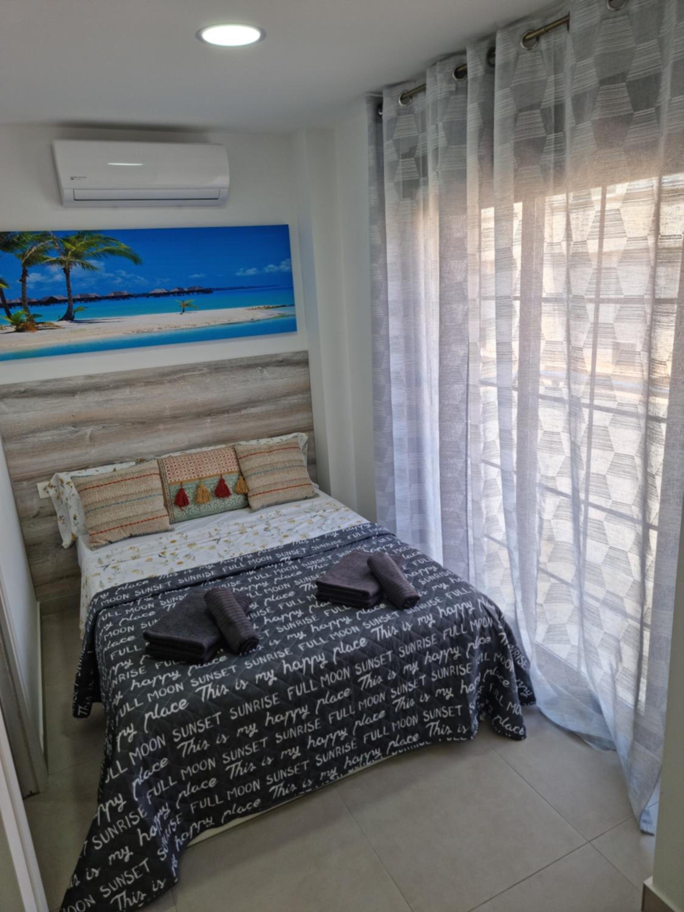 Apartamento con Balcón