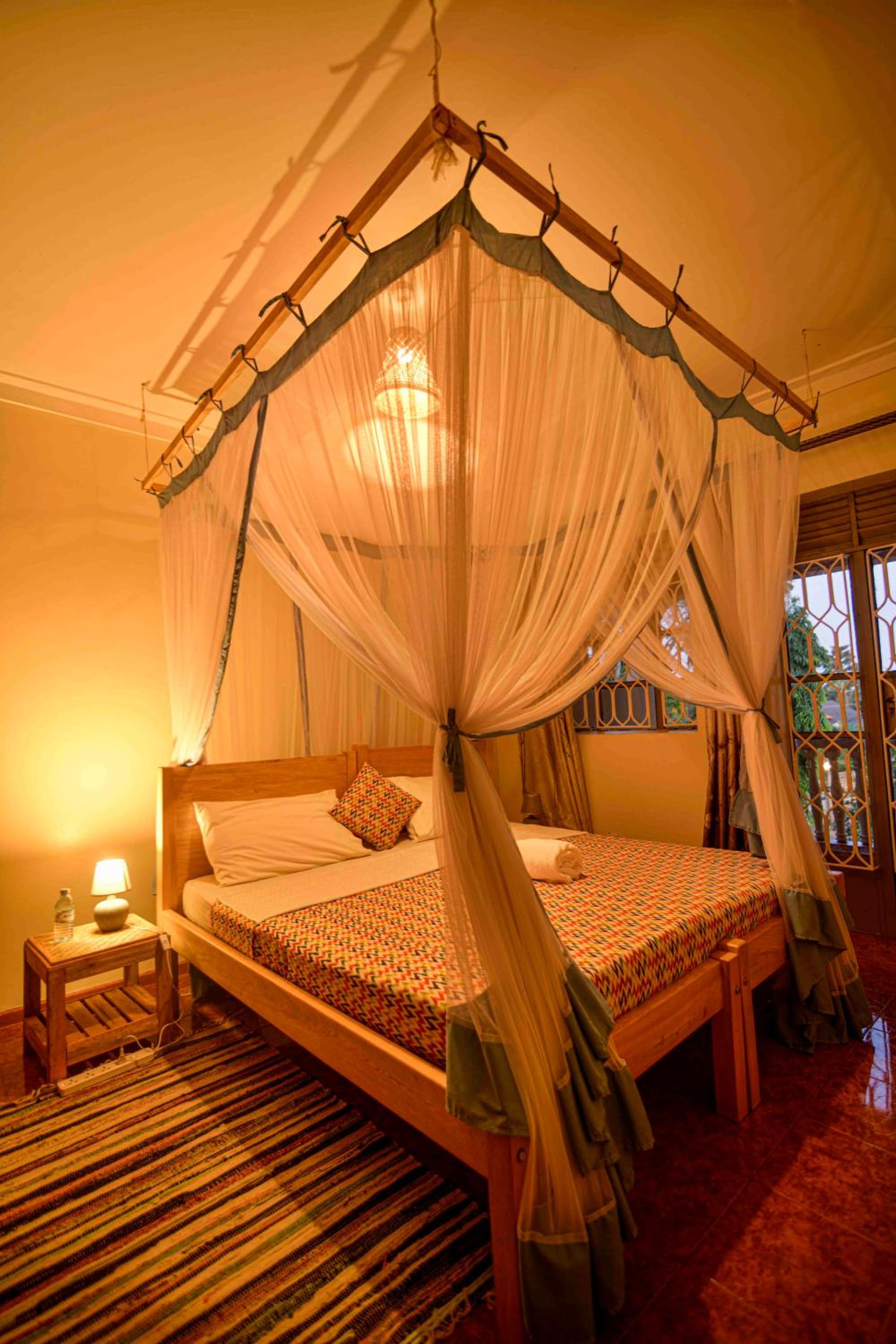 Budget Double Room photo 3