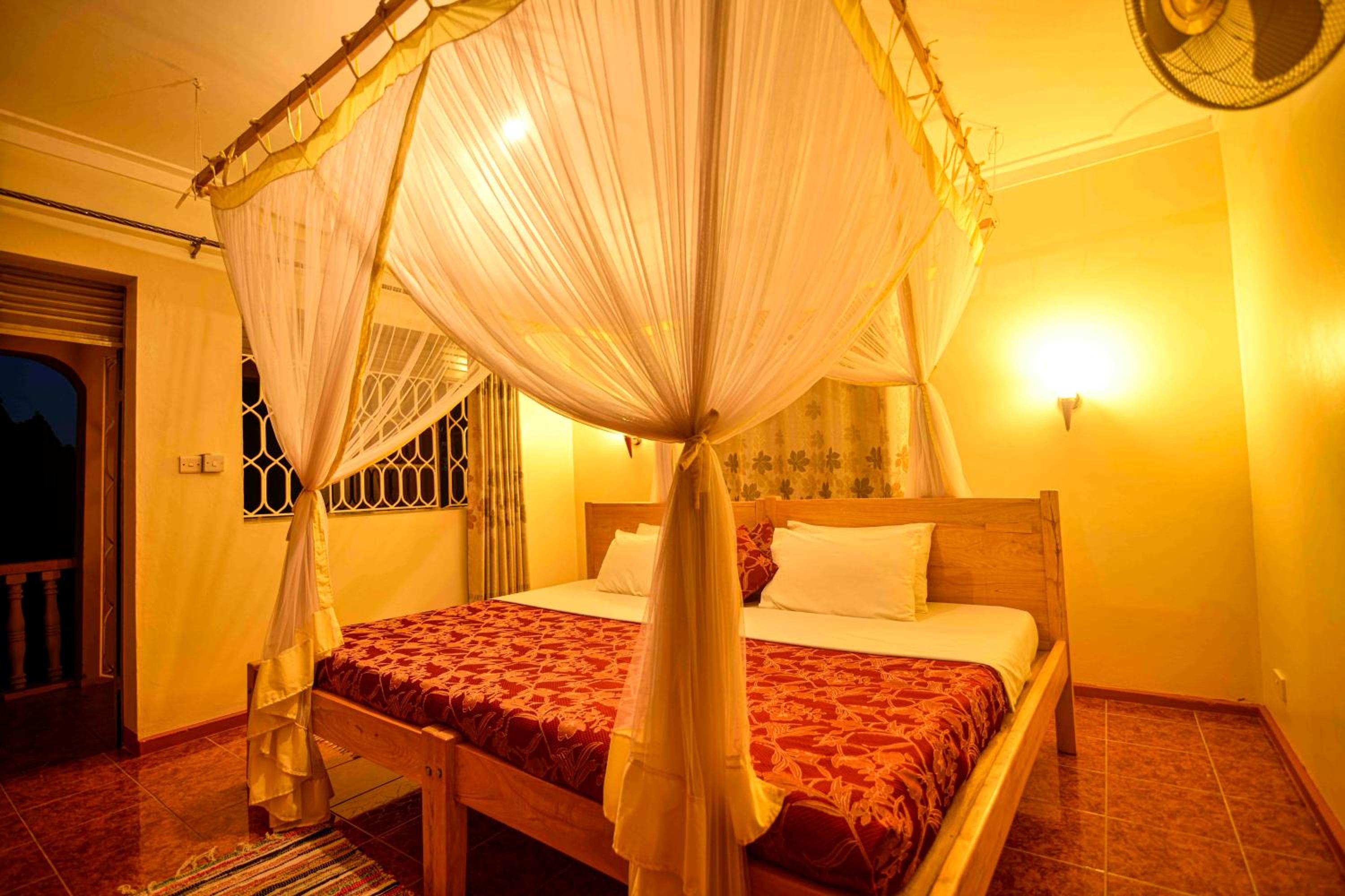 Deluxe Triple Room photo 3