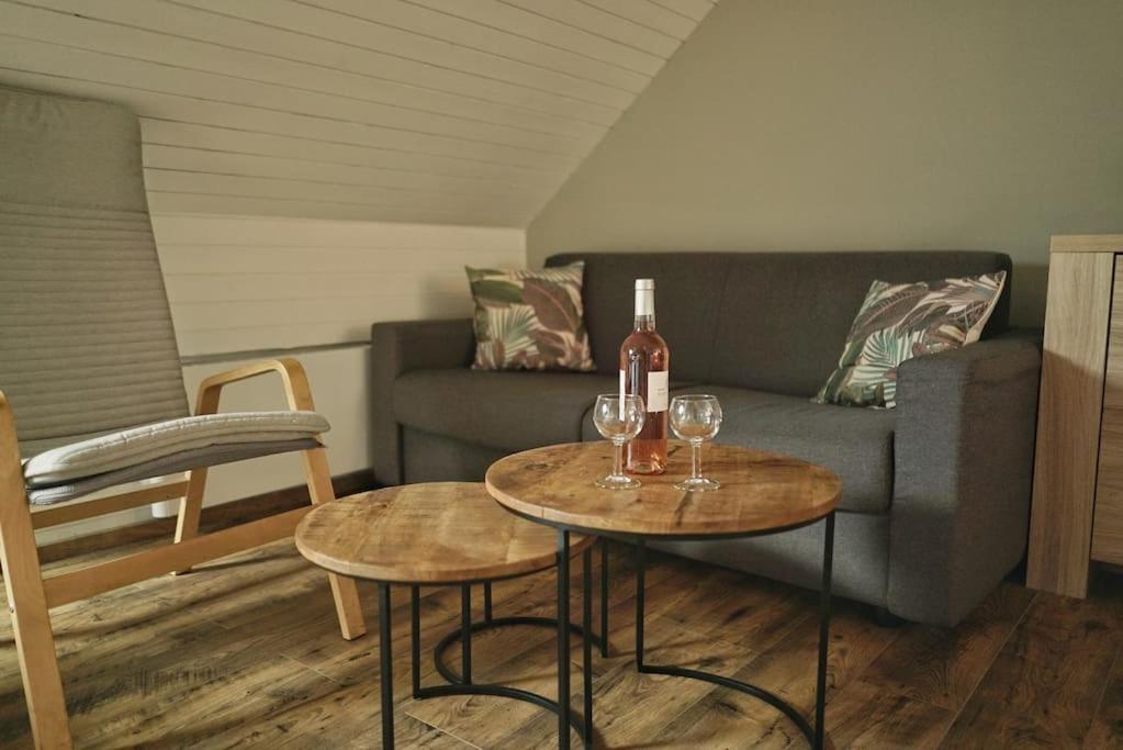 One-Bedroom House photo 1