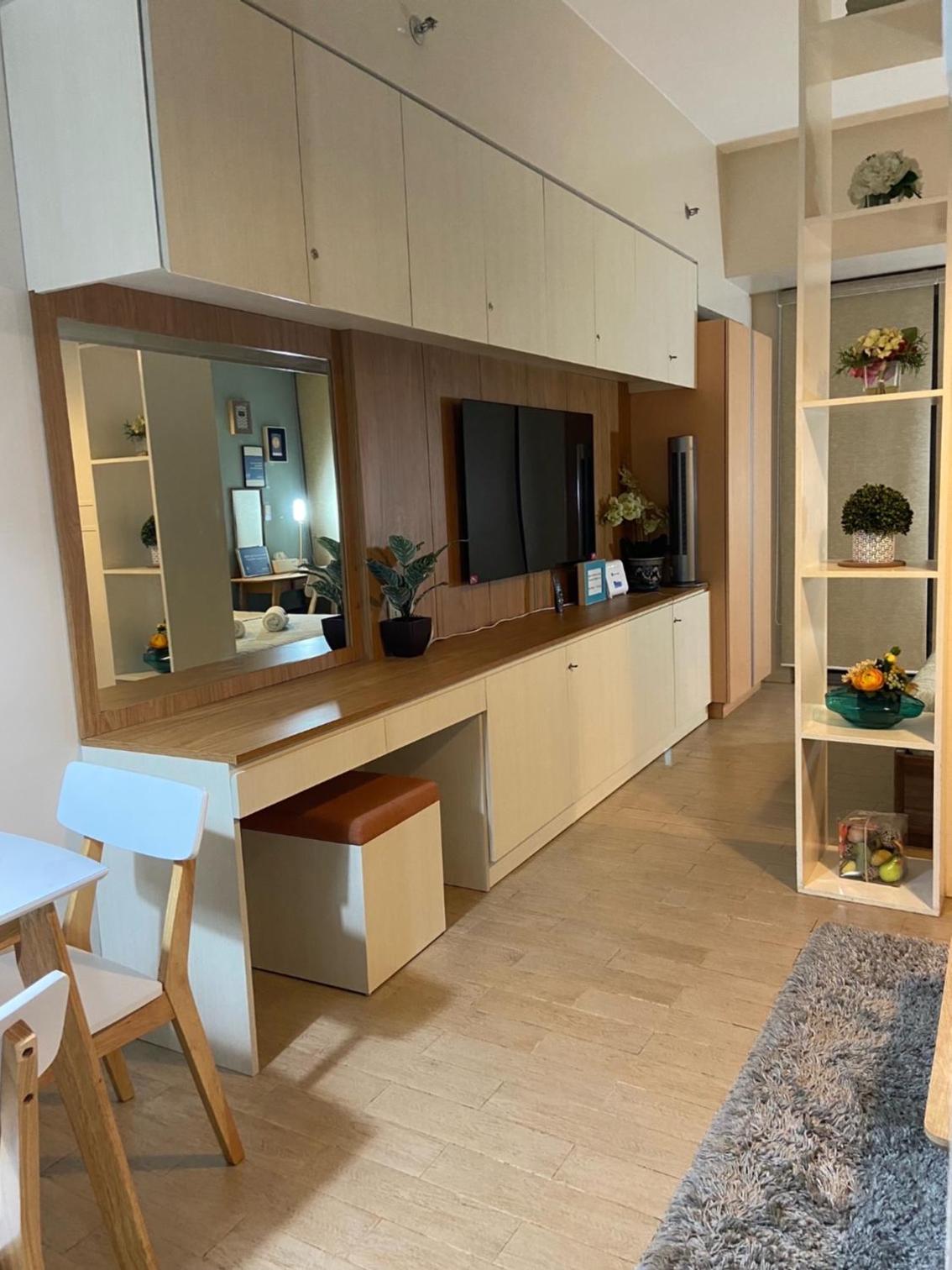 Studio Apartment - Photo 24