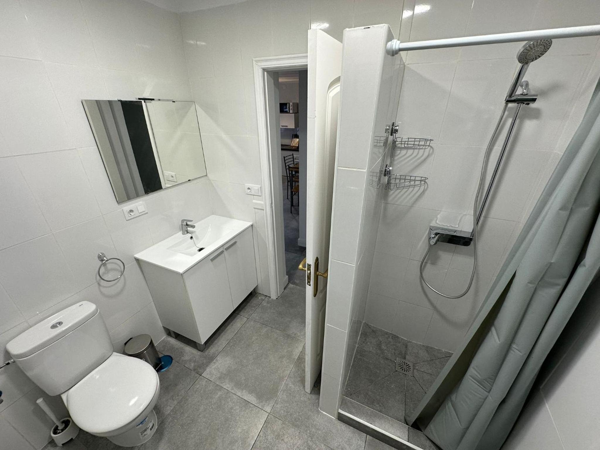 One-Bedroom House photo 3