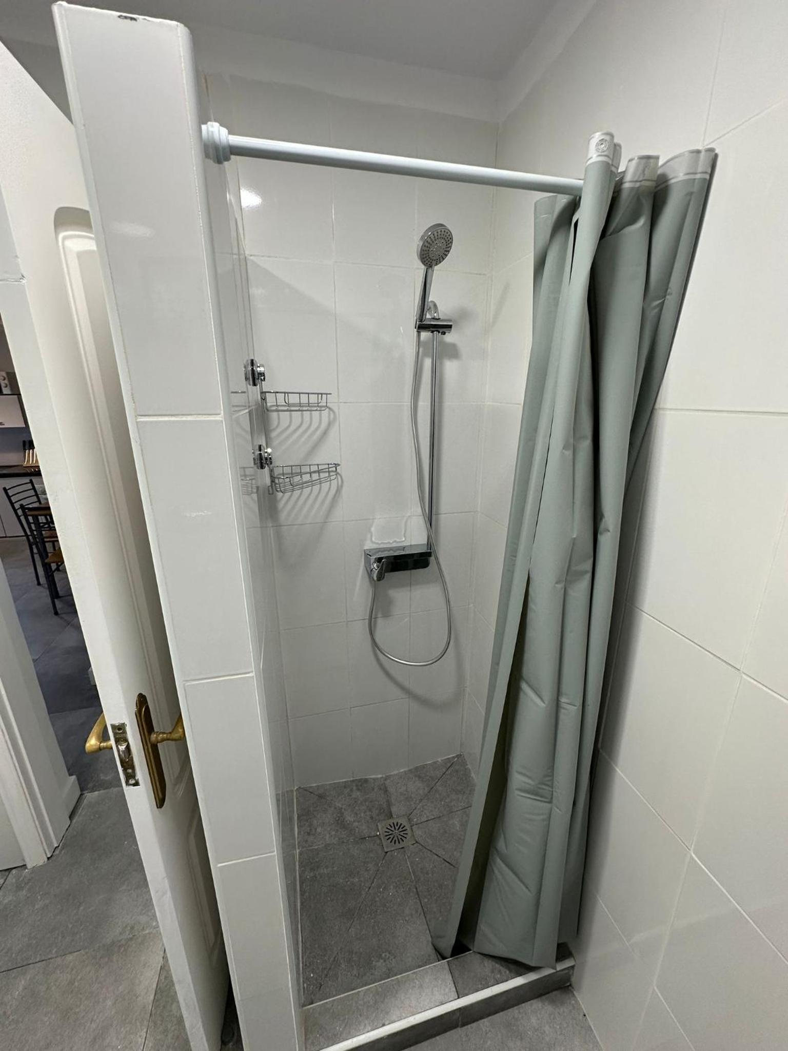 One-Bedroom House photo 2
