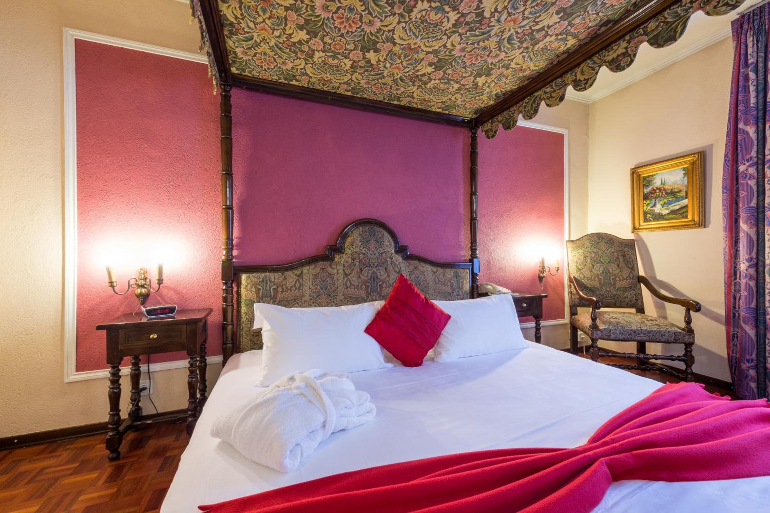 Double or Twin Room photo 1