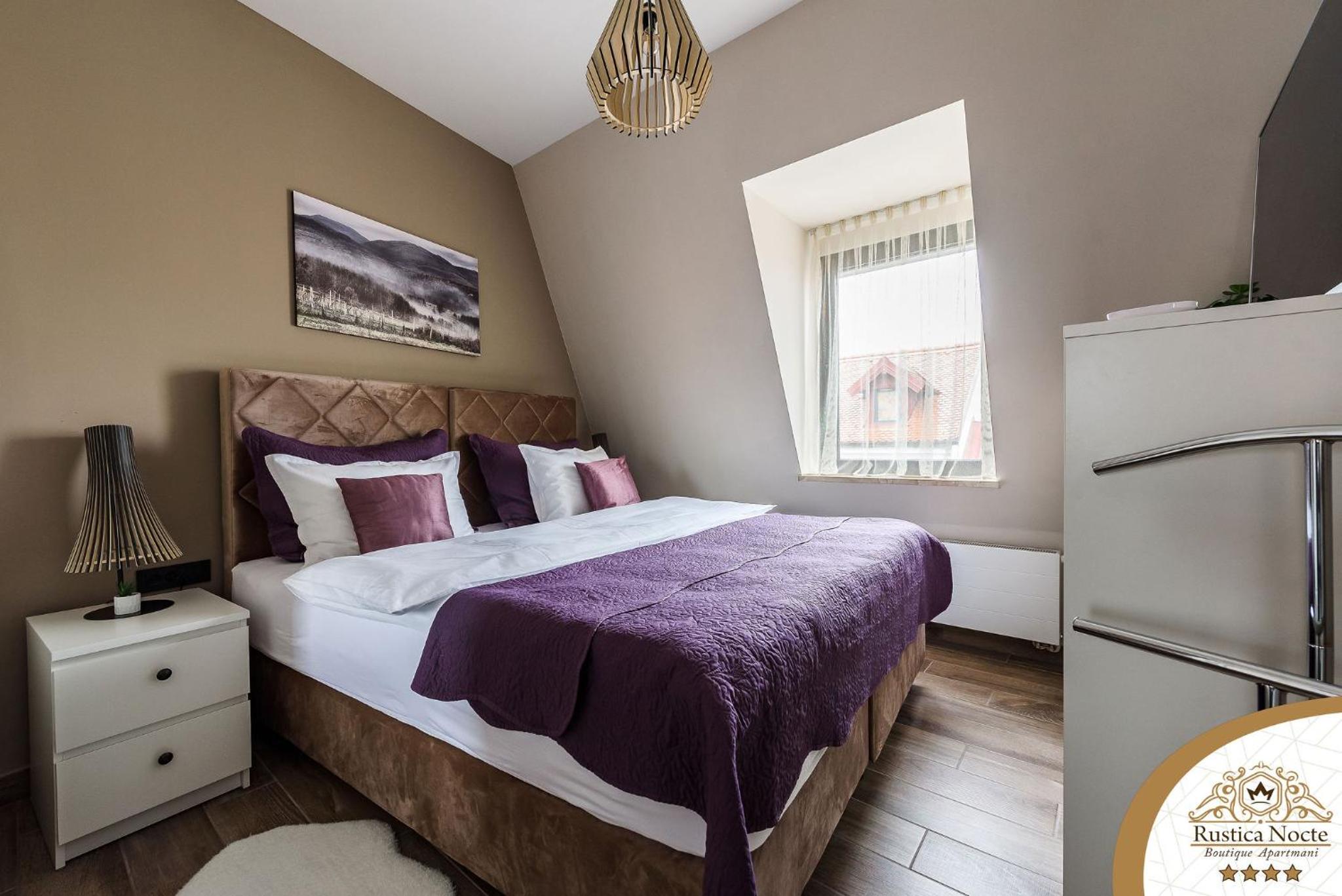  Deluxe Two-Bedroom Apartment with Terrace - Photo 4