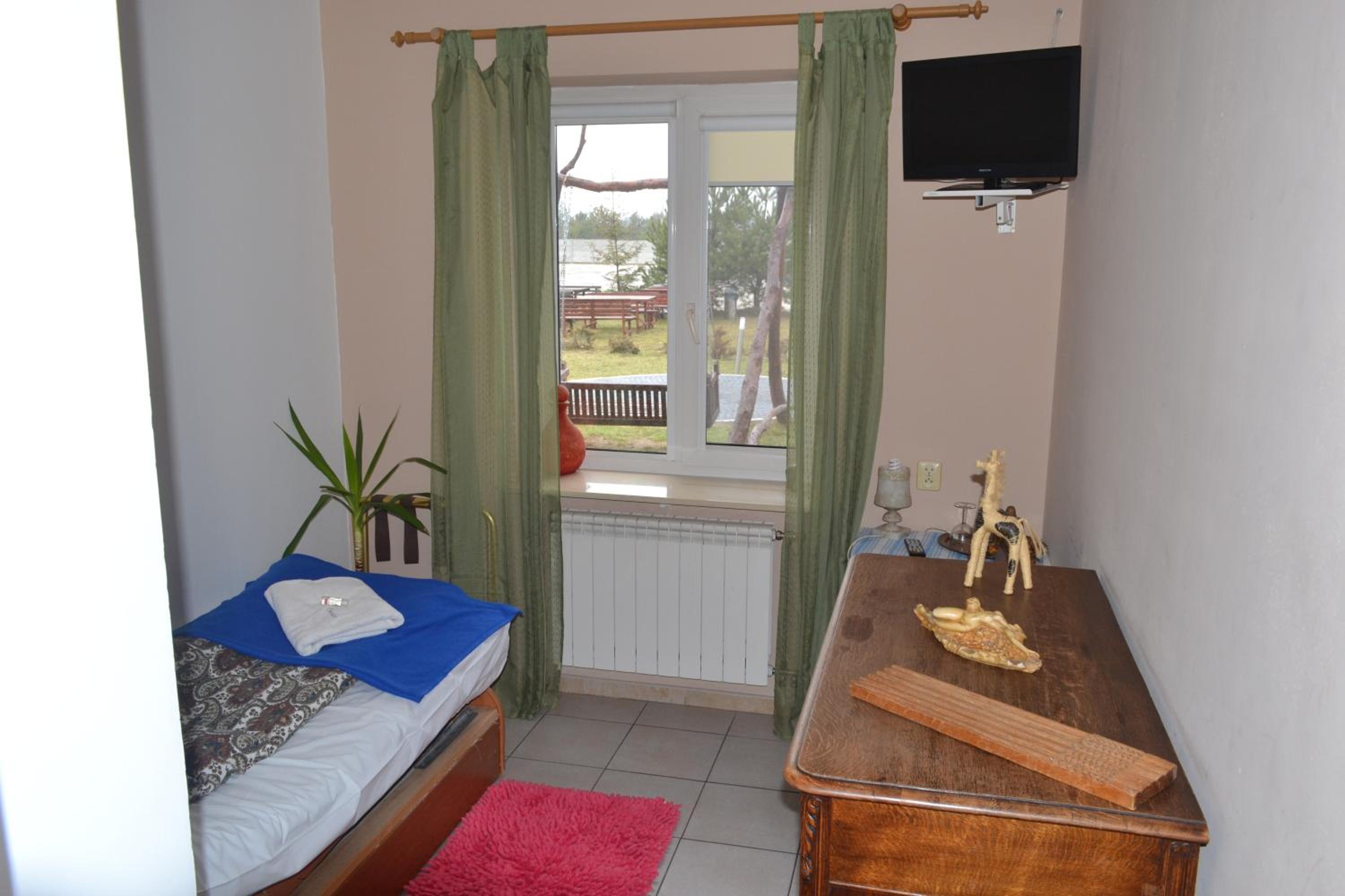 Single Room with Private Bathroom photo 1
