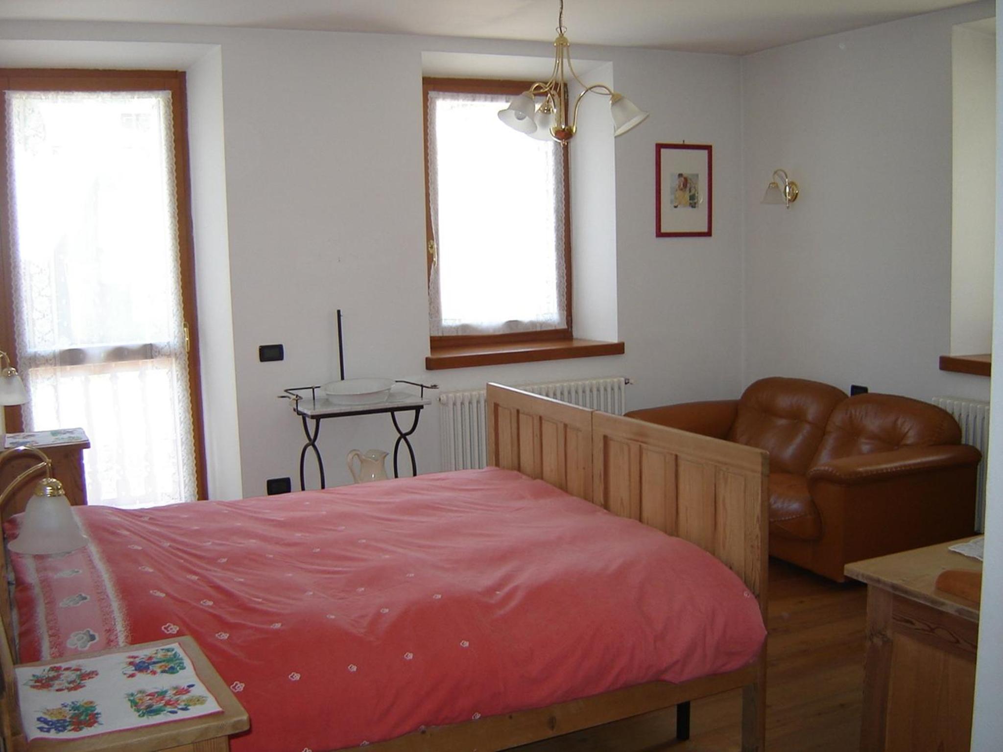 Two-Bedroom Apartment photo 3