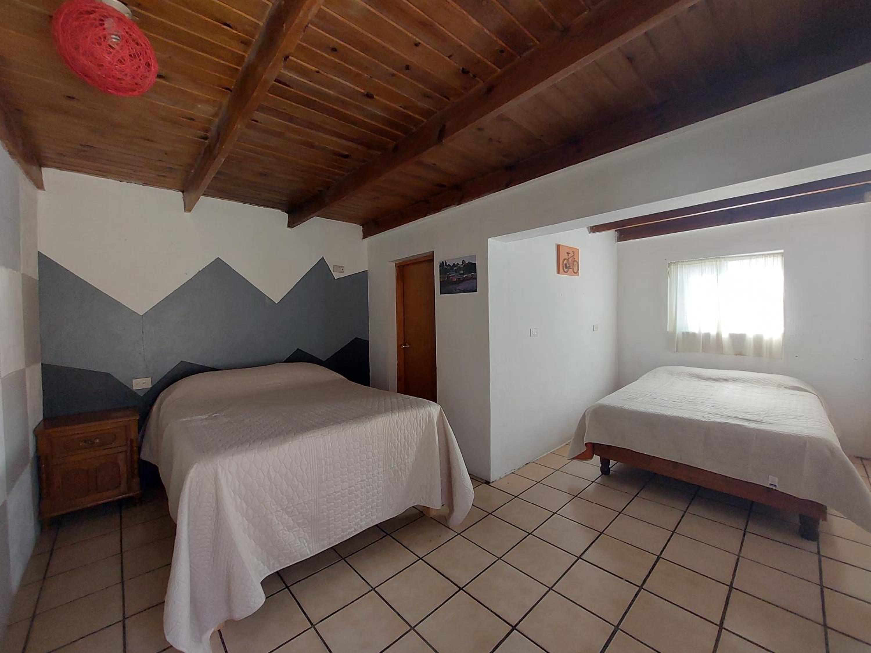 Standard Twin Room - Photo 5