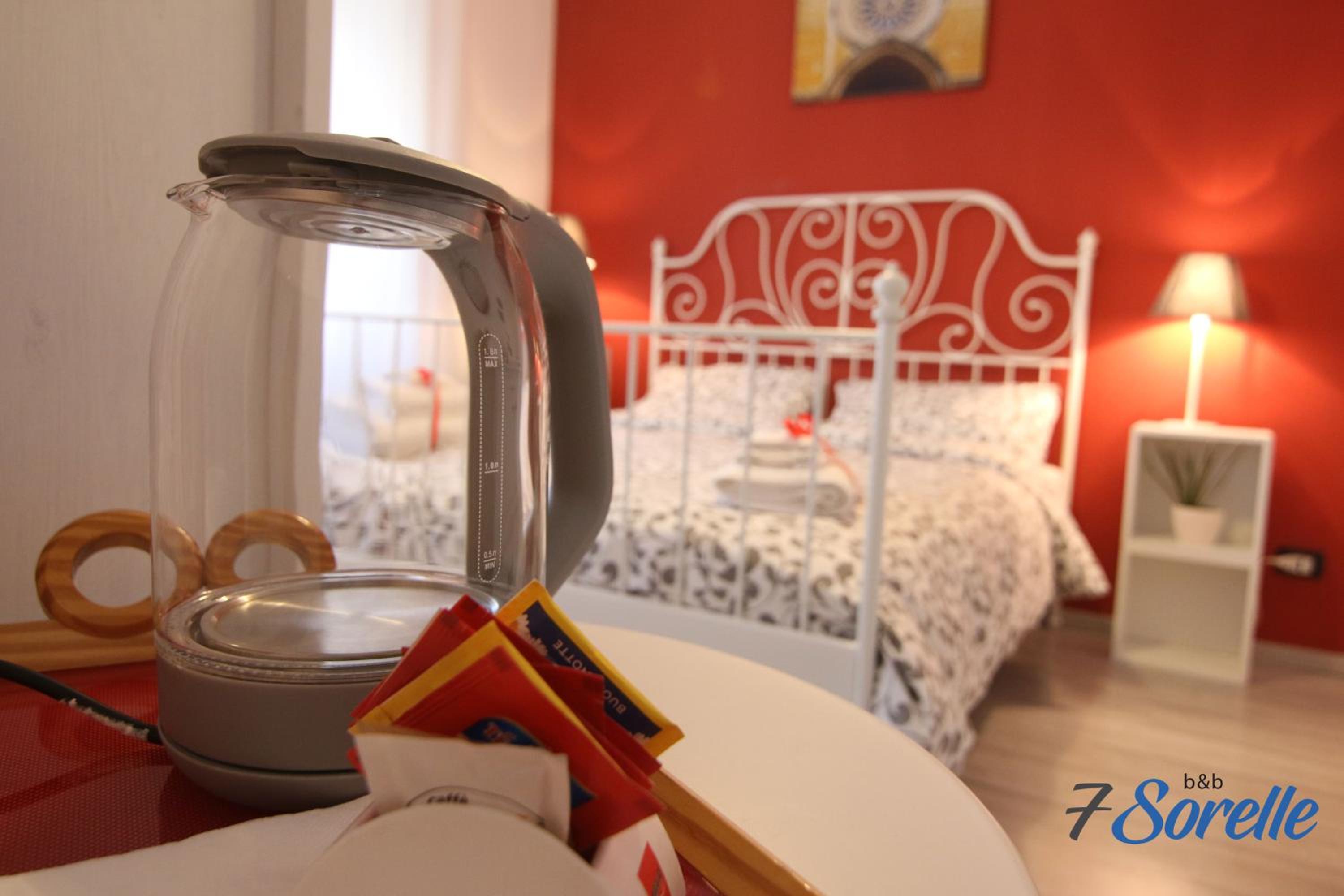 Double Room - Photo 12
