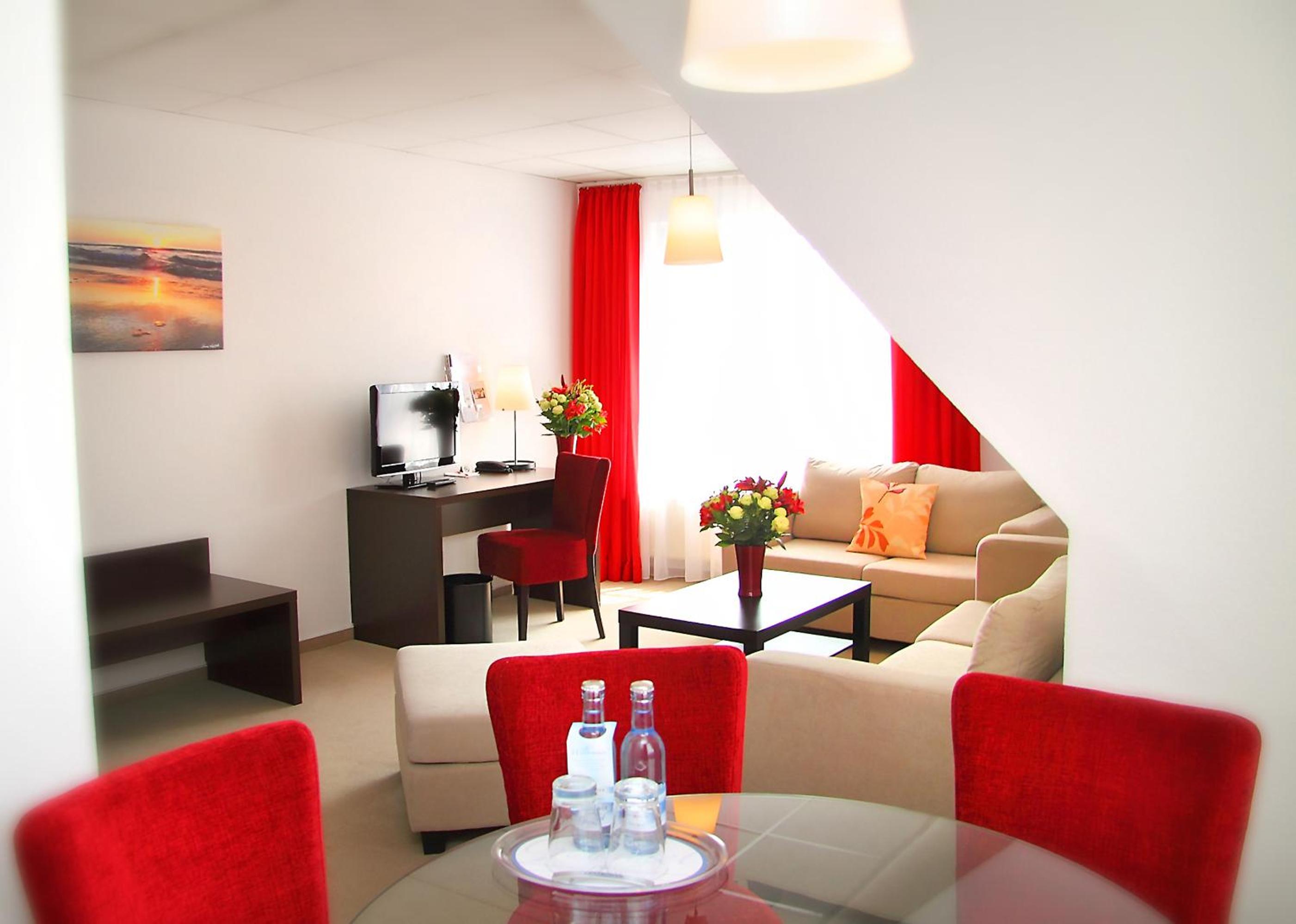 Family Room - Photo 1