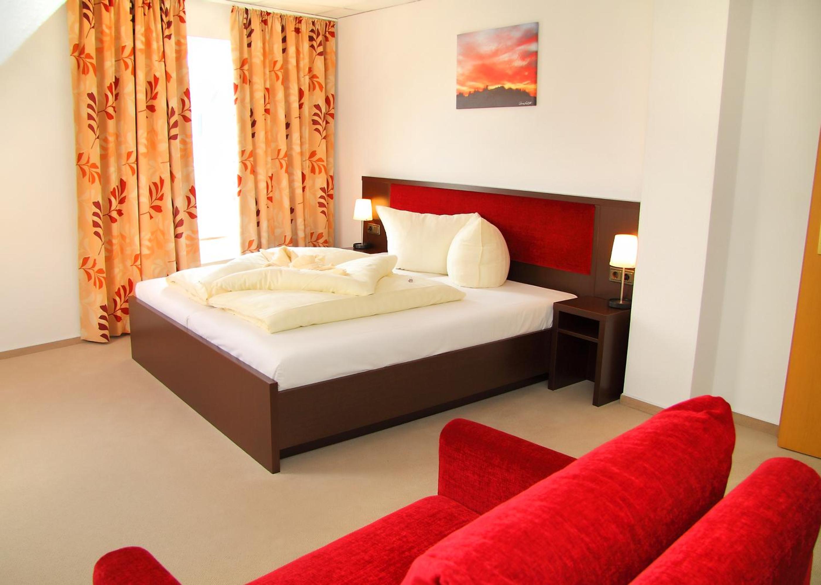 Family Room - Photo 4
