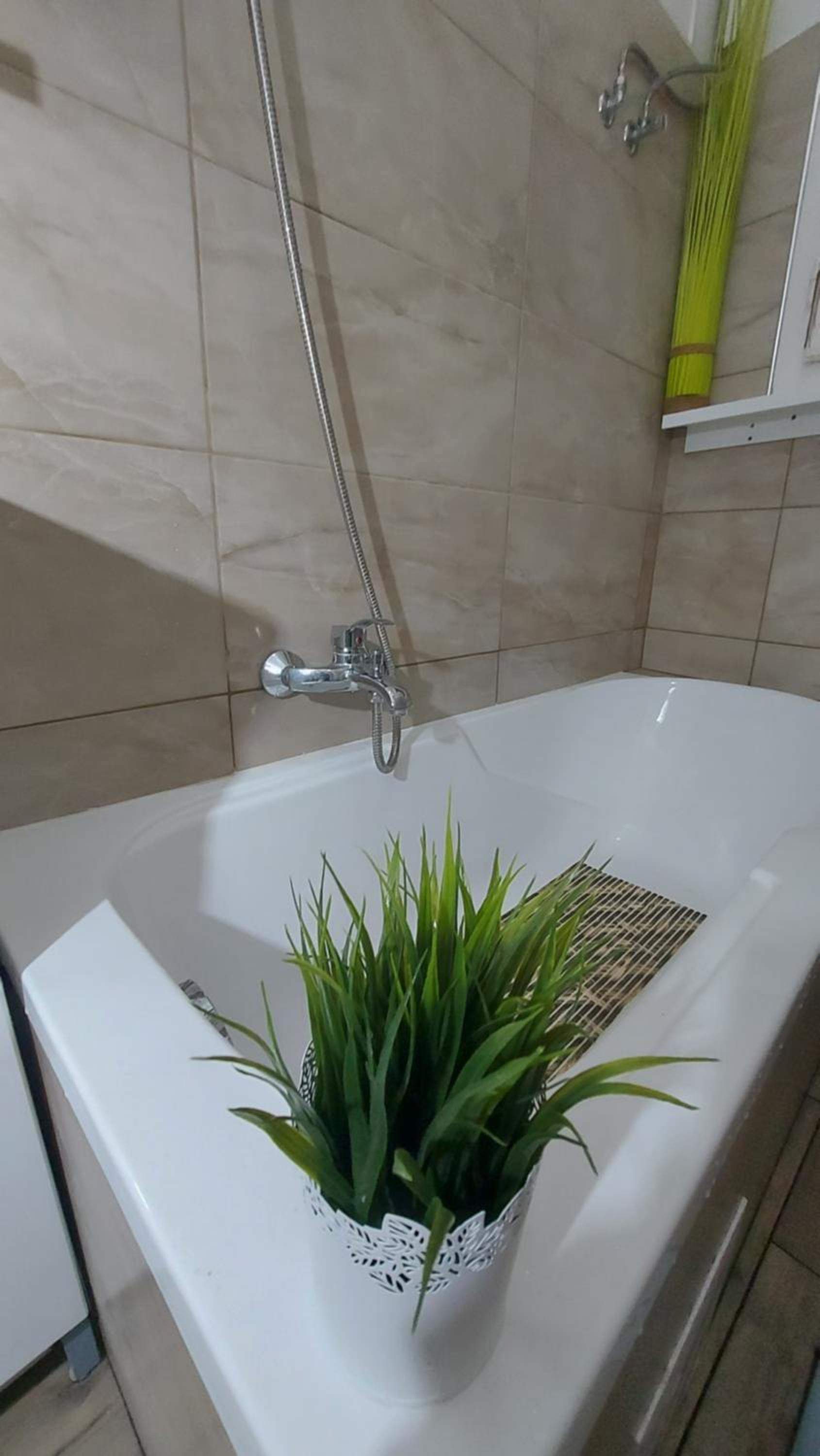 One-Bedroom Apartment - Photo 43