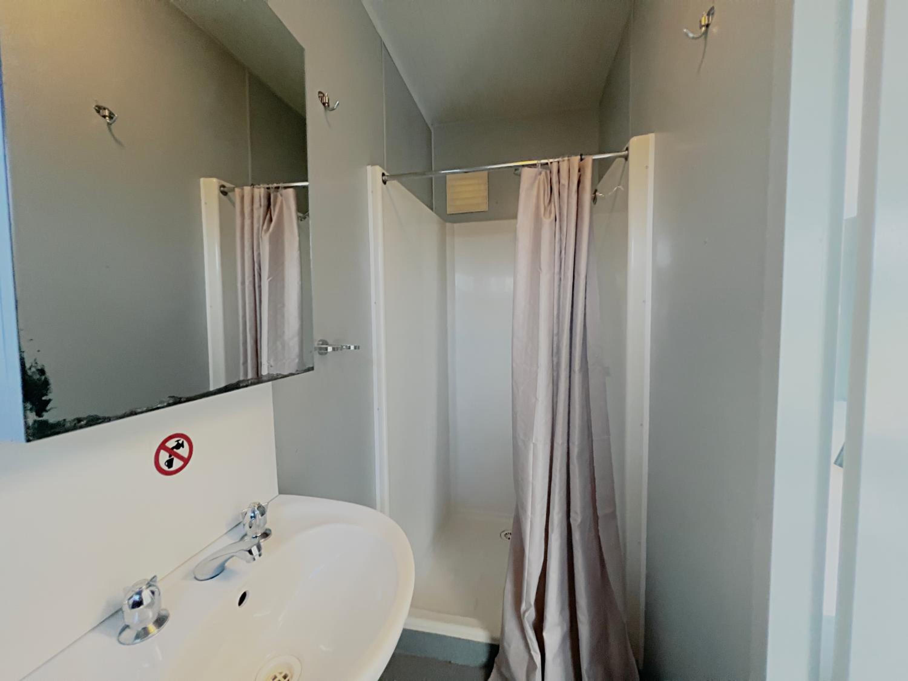 Budget Single Room photo 2