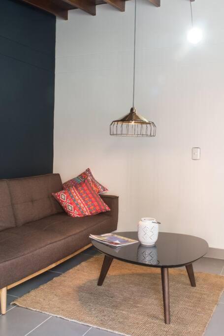 One-Bedroom Apartment photo 3