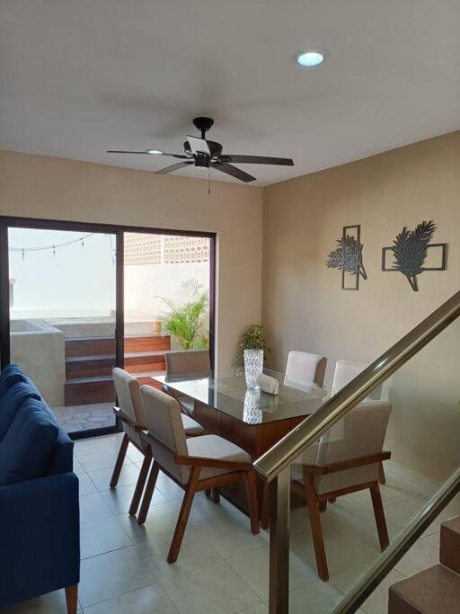 Two-Bedroom House photo 2