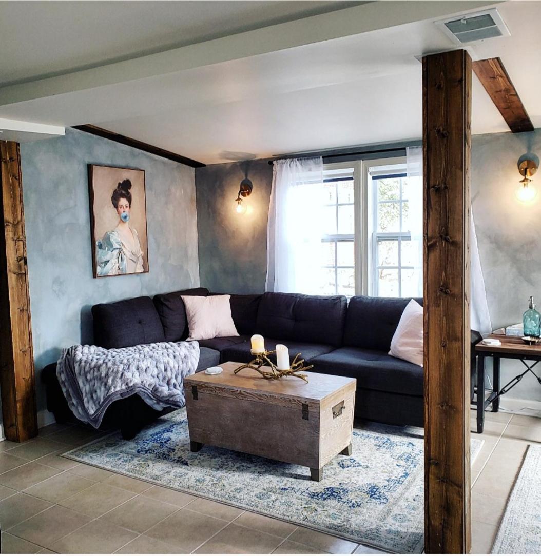 One-Bedroom Cottage