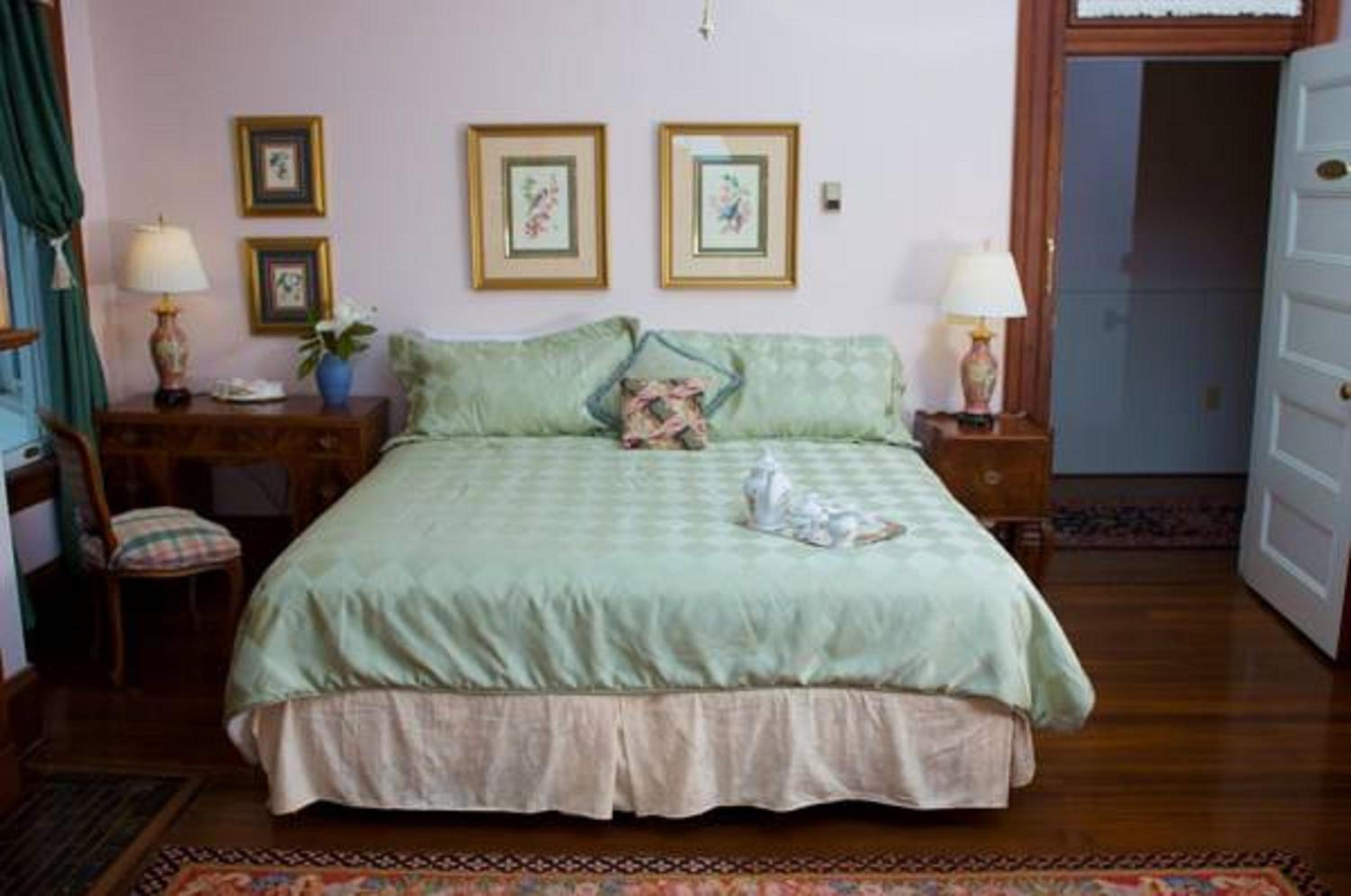 Queen Room - Photo 3