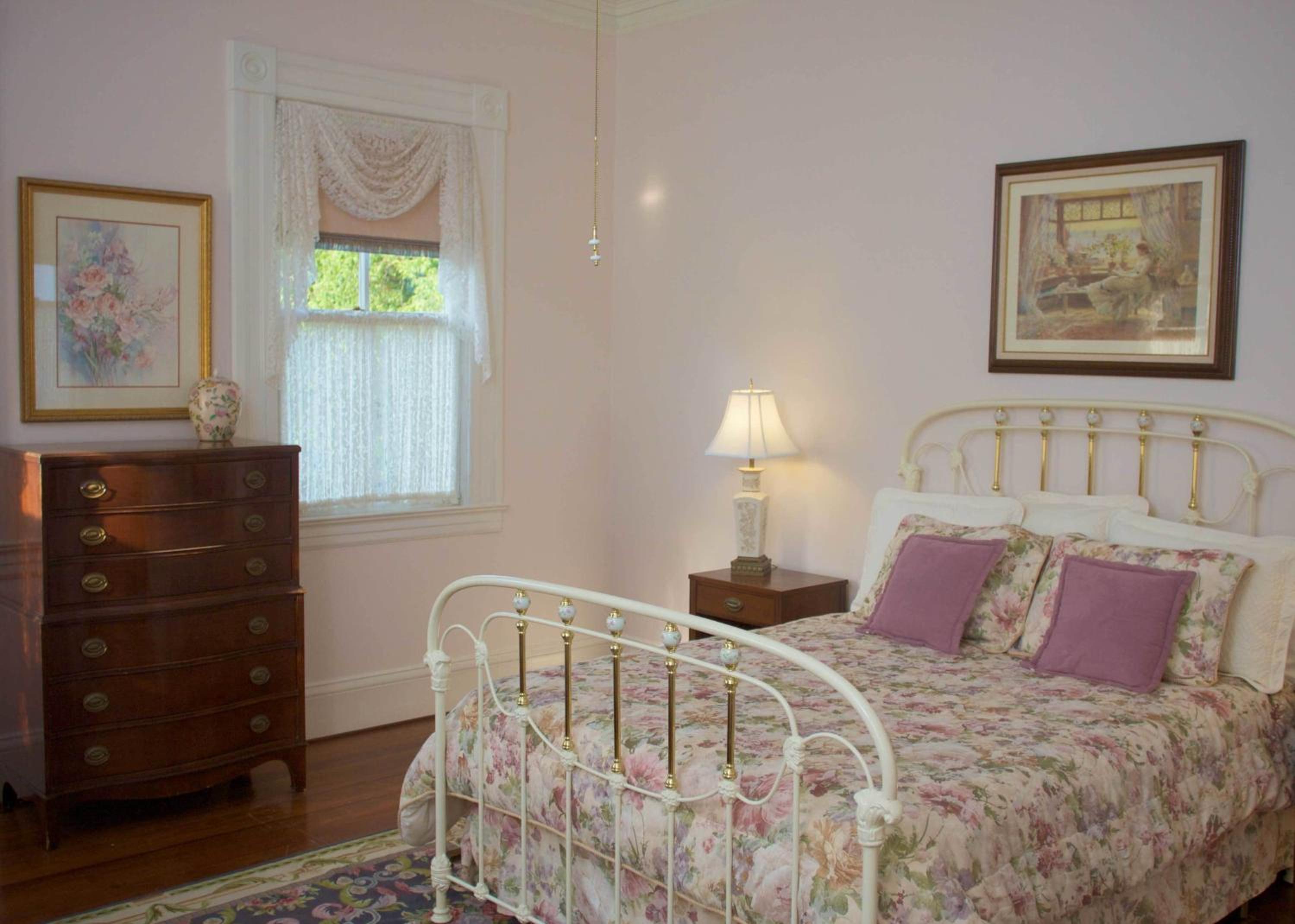 Standard Double Room - Photo 7