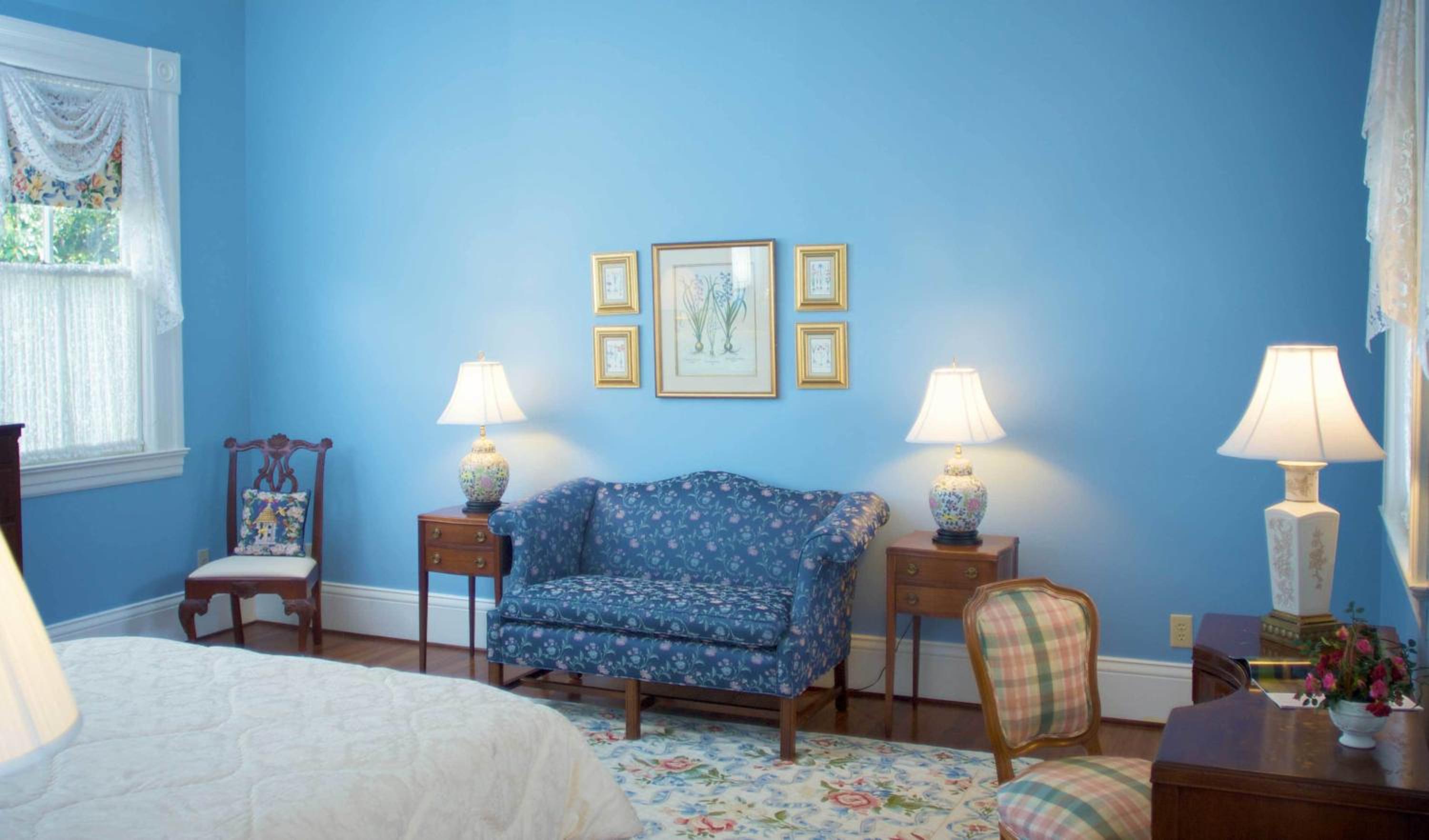 Standard Double Room - Photo 2
