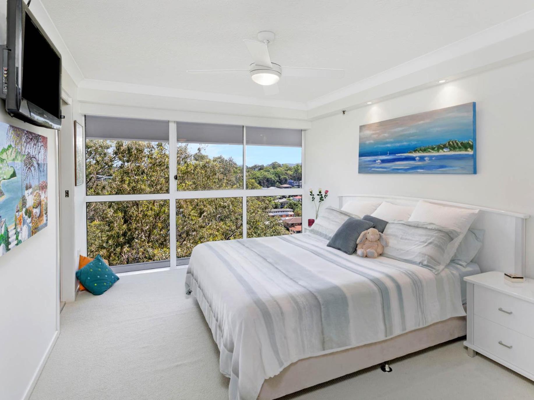 Superior Two-Bedroom Apartment with Ocean View - Photo 3
