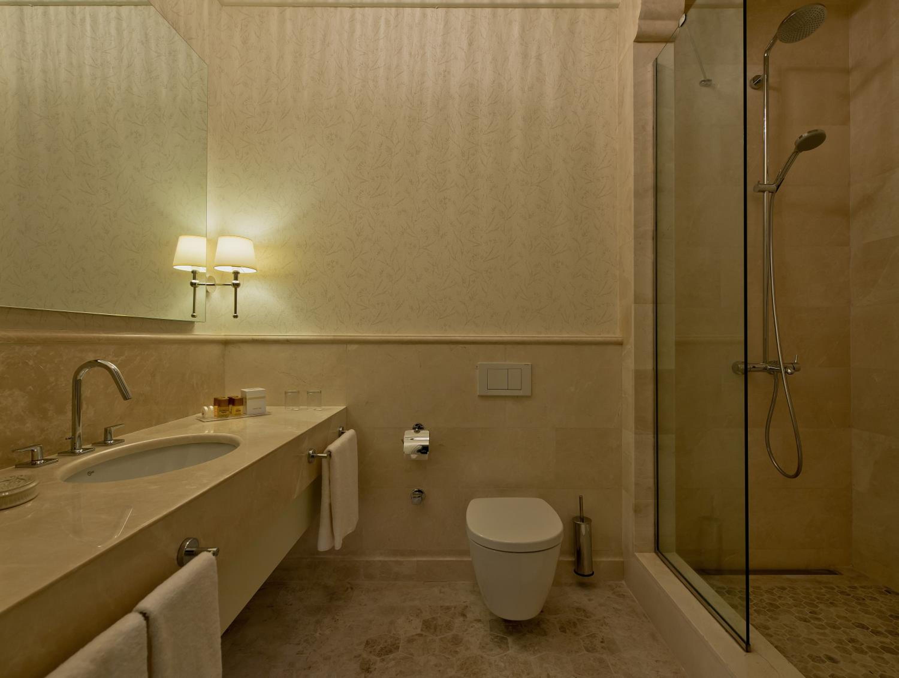 Available room