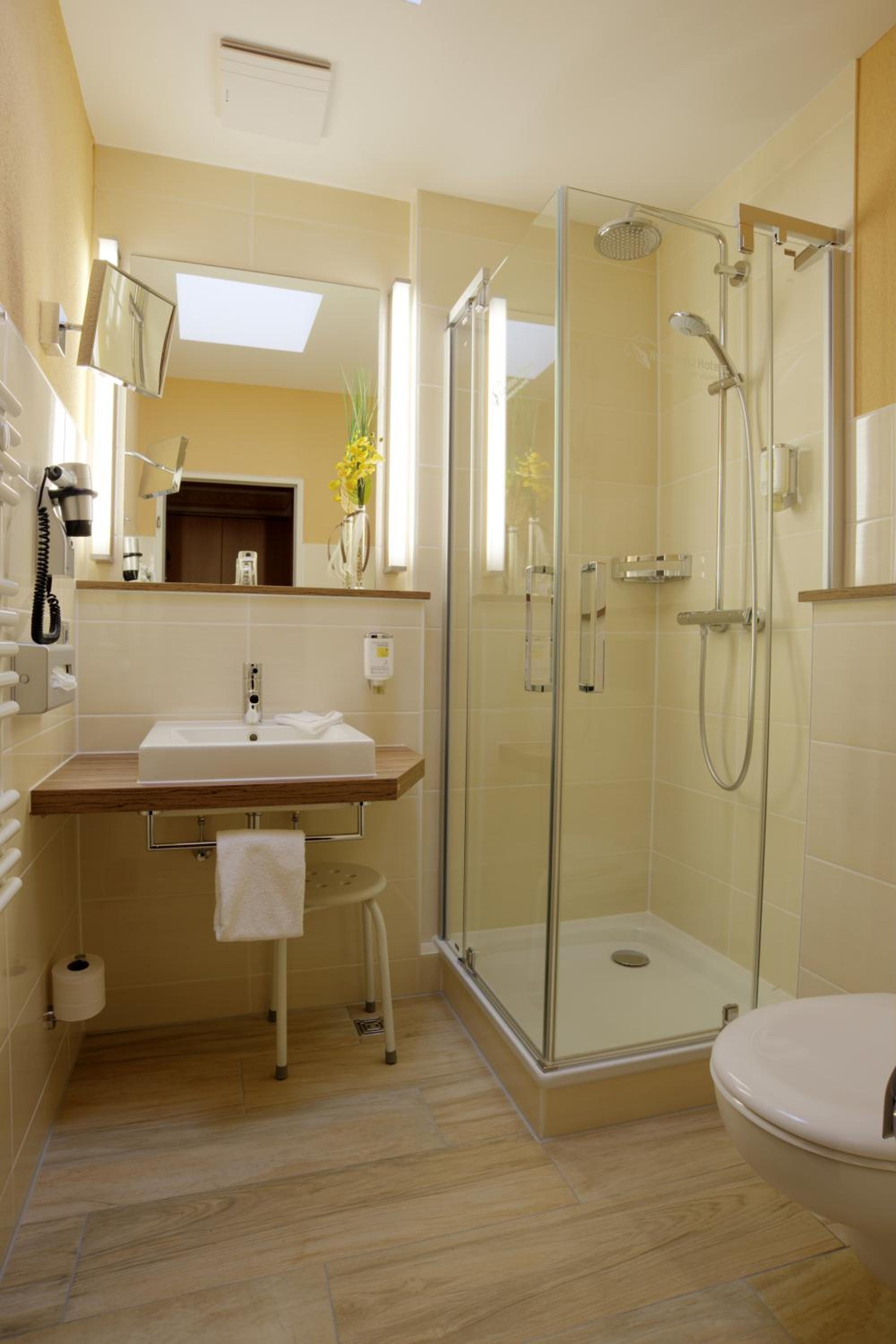 Comfort Room - Photo 5