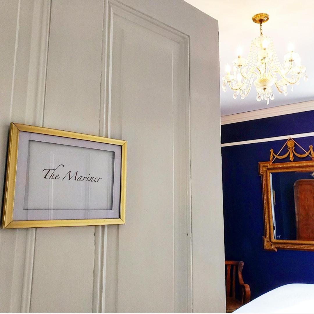 King Room with Mountain View