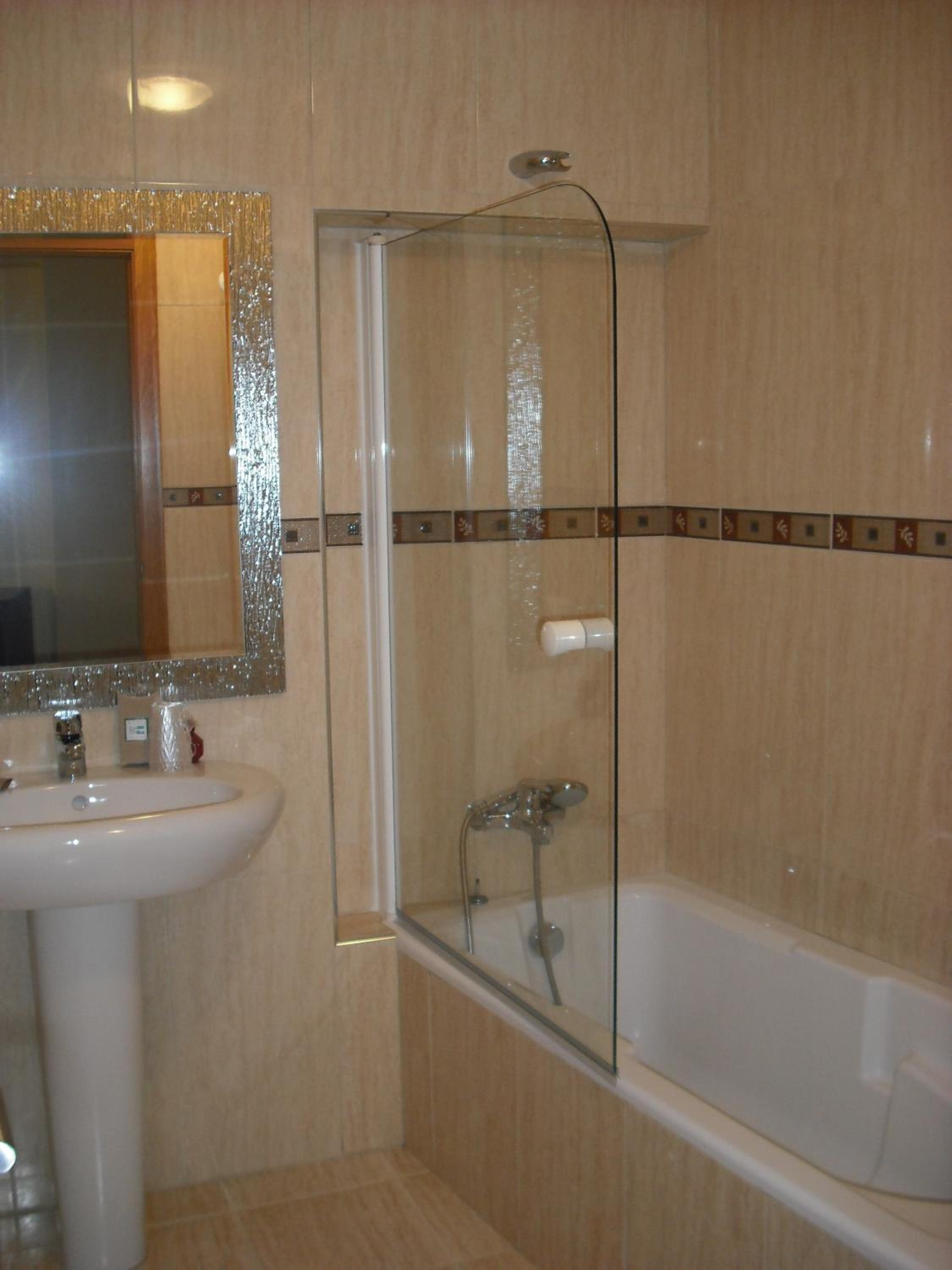 Double Room with Extra Bed photo 3