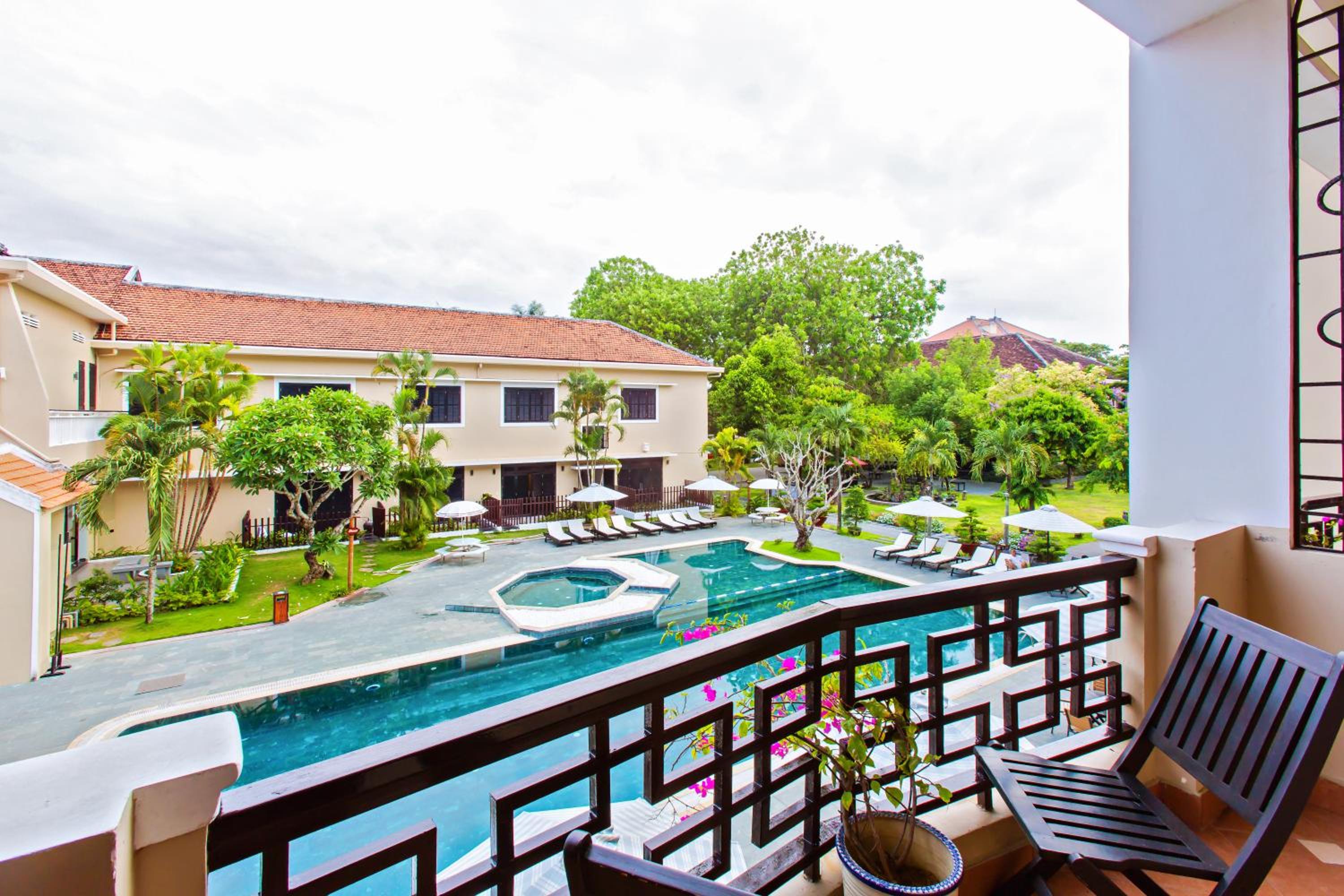 Superior with Pool/Garden/City View - Photo 15
