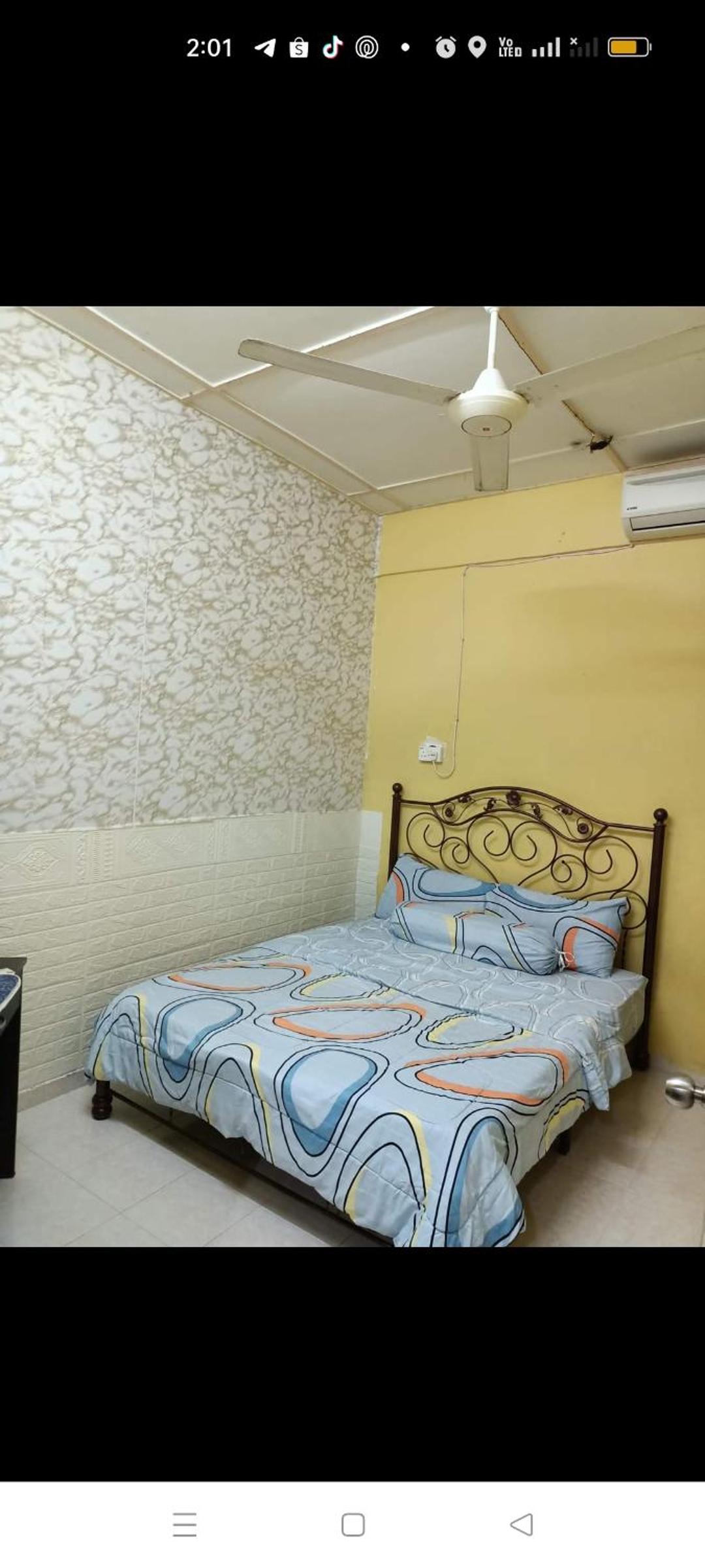 Three-Bedroom House photo 2