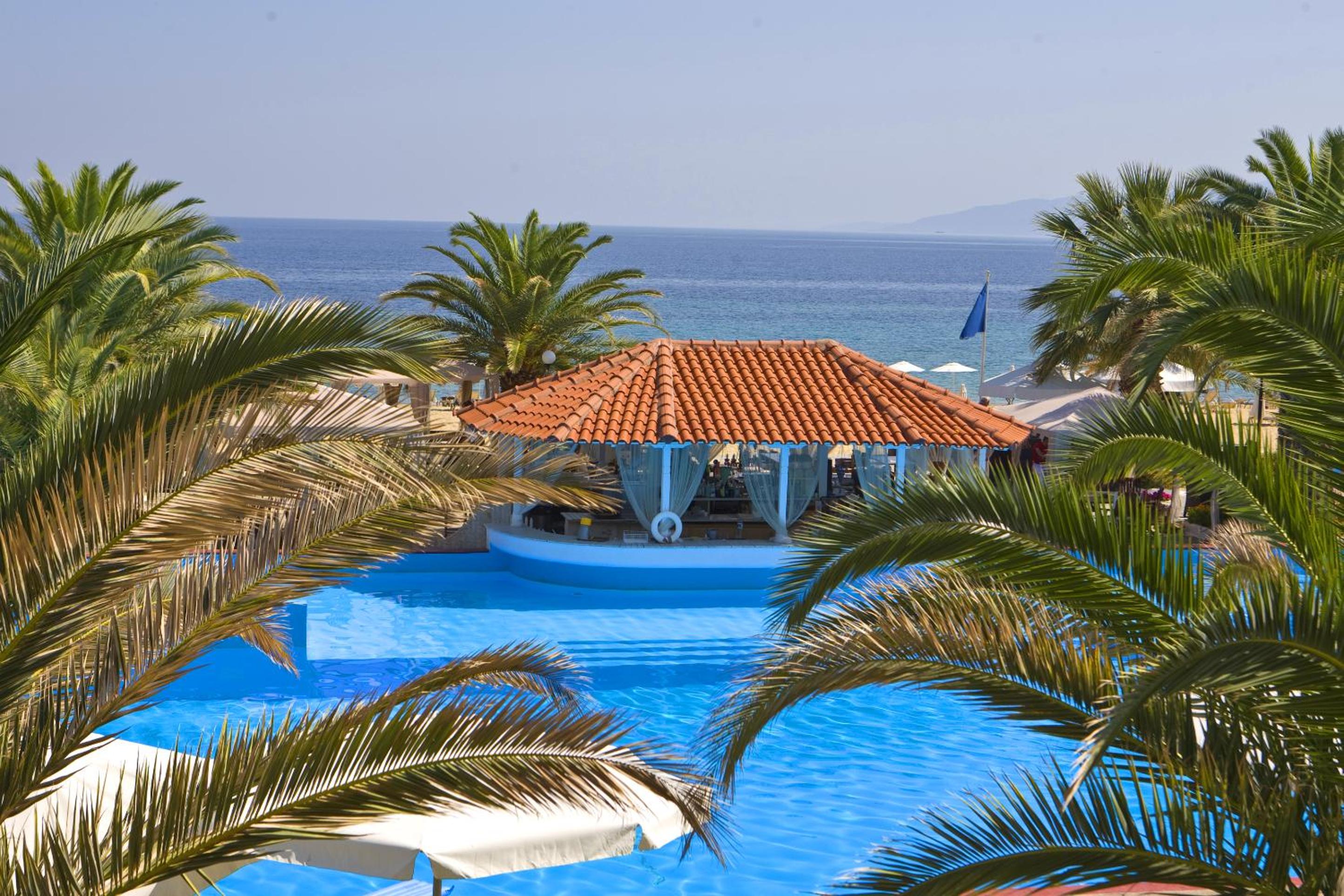 Deluxe Double Room with Sea View photo 2