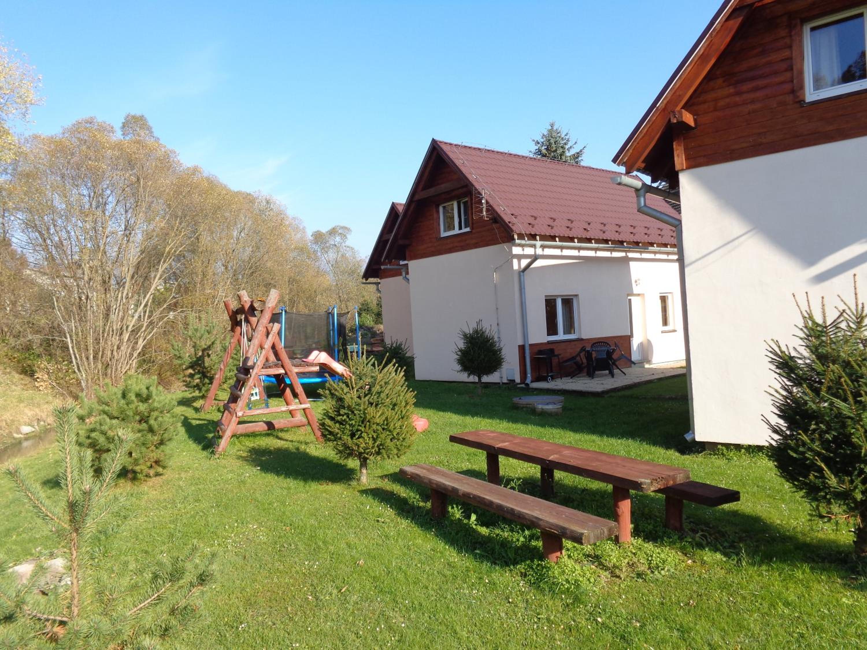 Two-Bedroom House - Photo 8