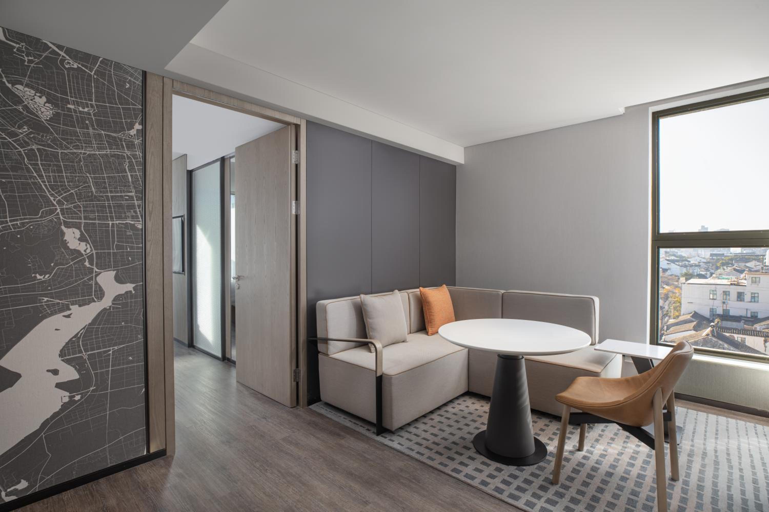 King Suite with City View - Photo 1