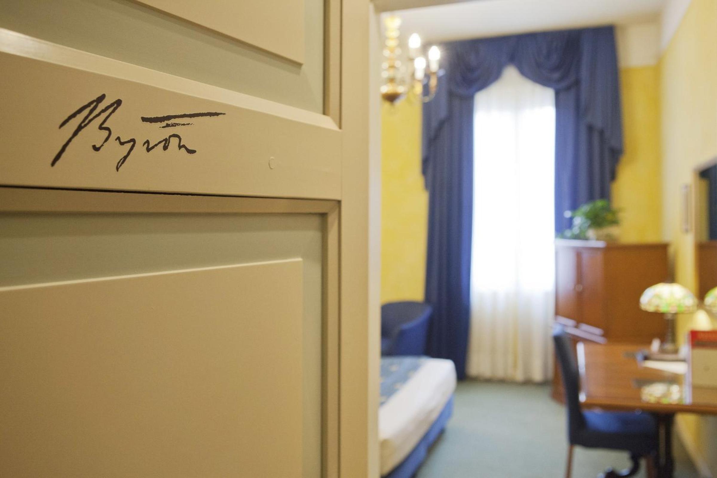 Superior Double Room - Photo 6