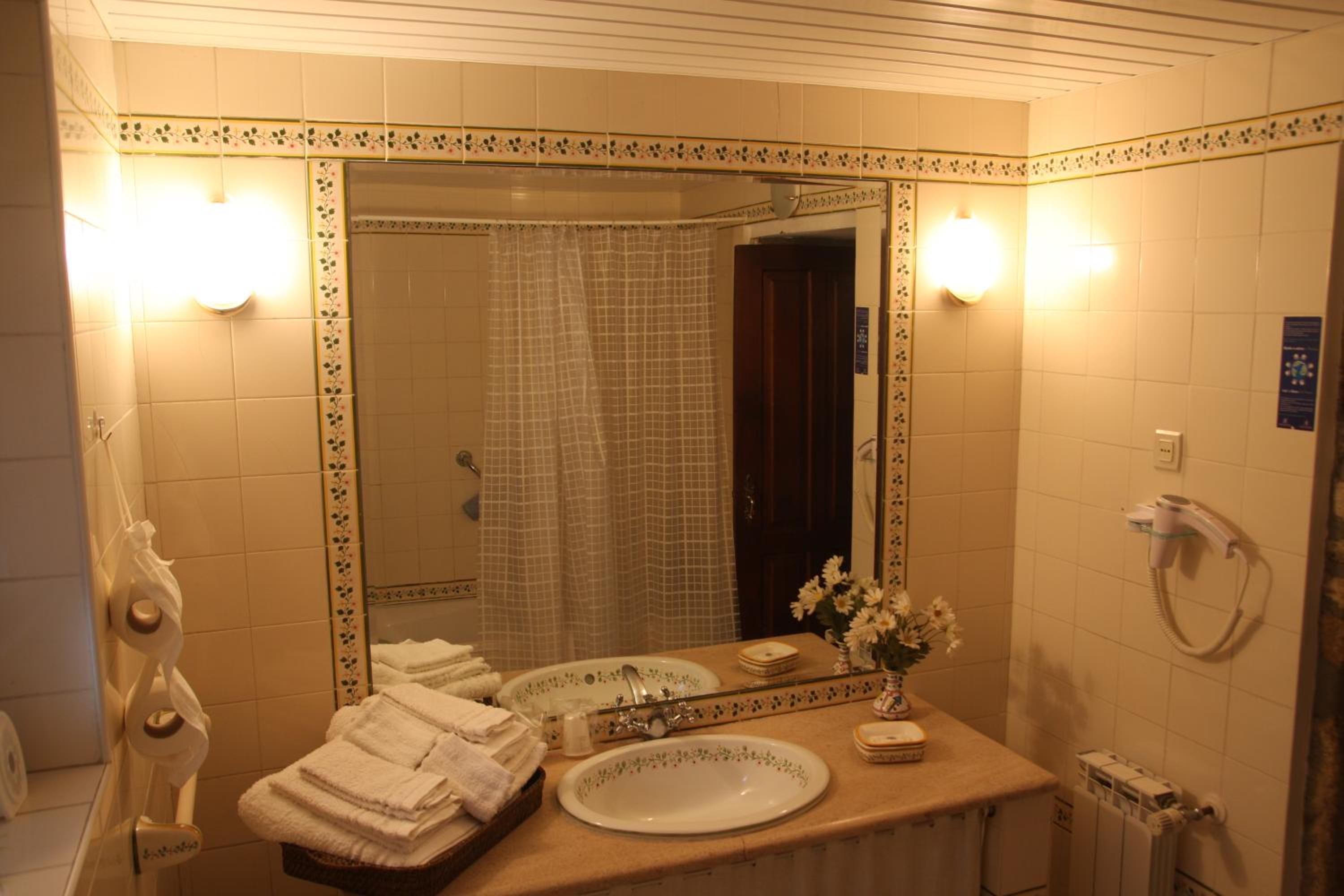 Double Room - Photo 5