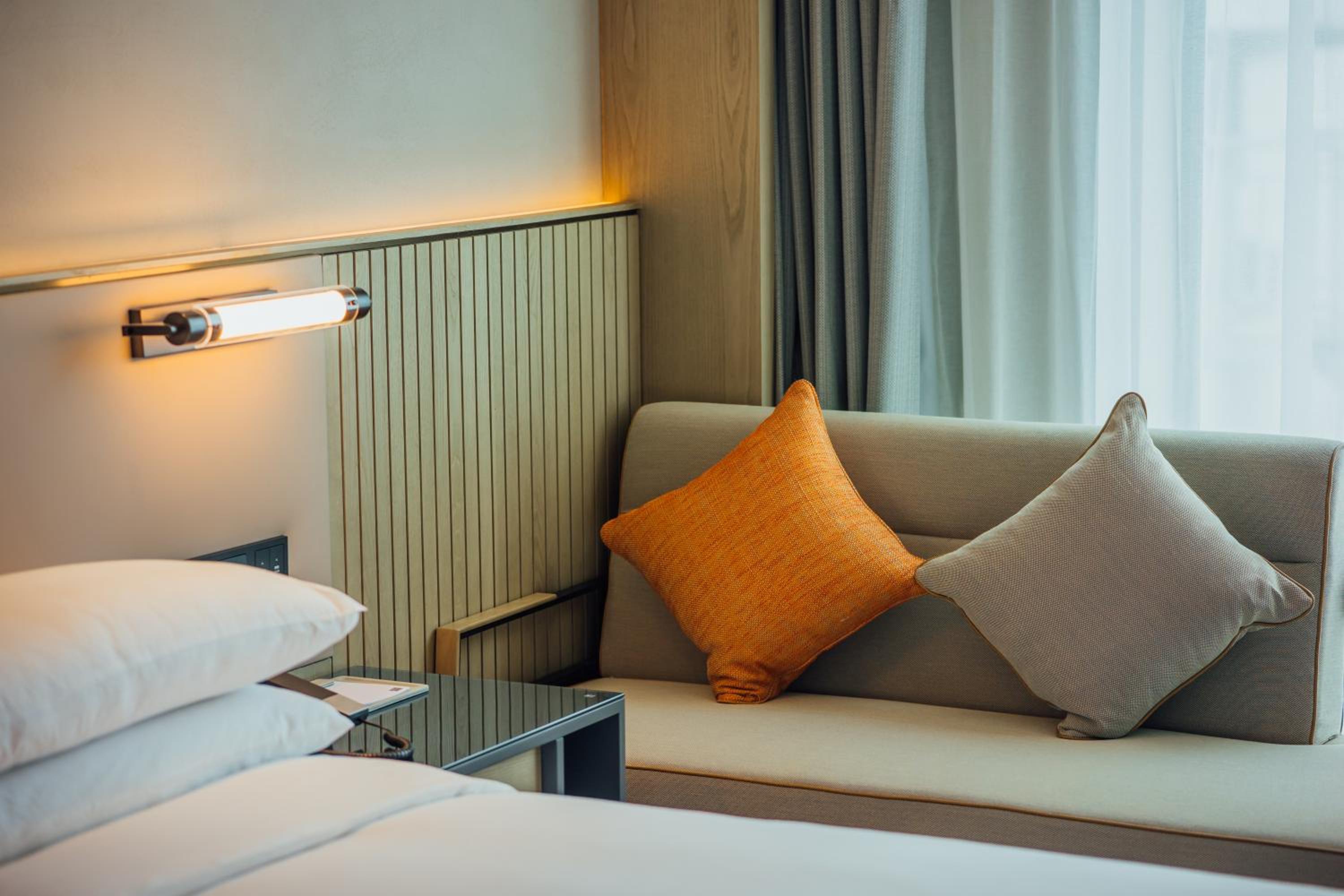 Standard King Room - Photo 1