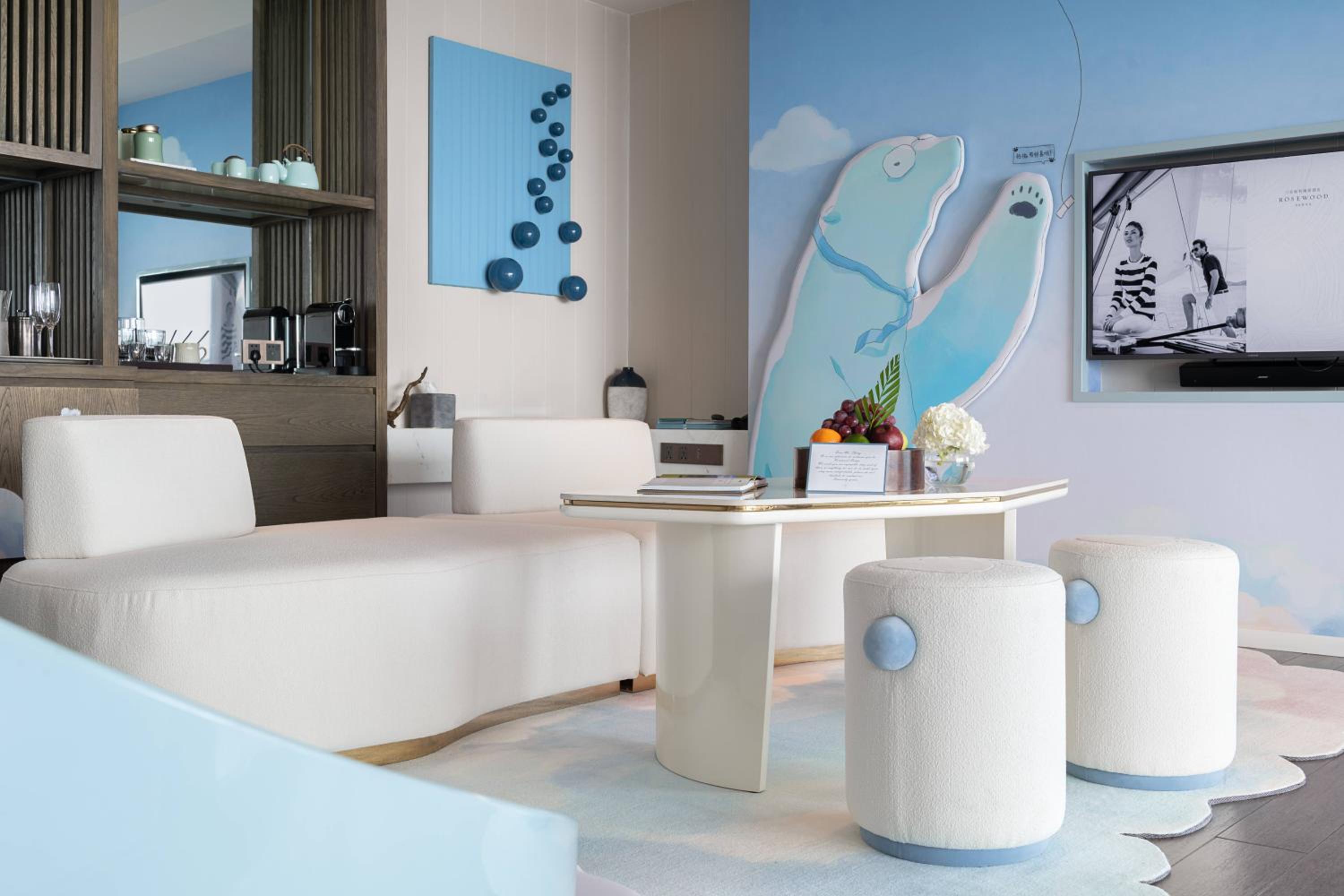 Rosewood Summer Family Package - Ocean View Family Two Bedroom Suite（1 Kid's Activity for once+Daily Sunset Happy Hour experience）