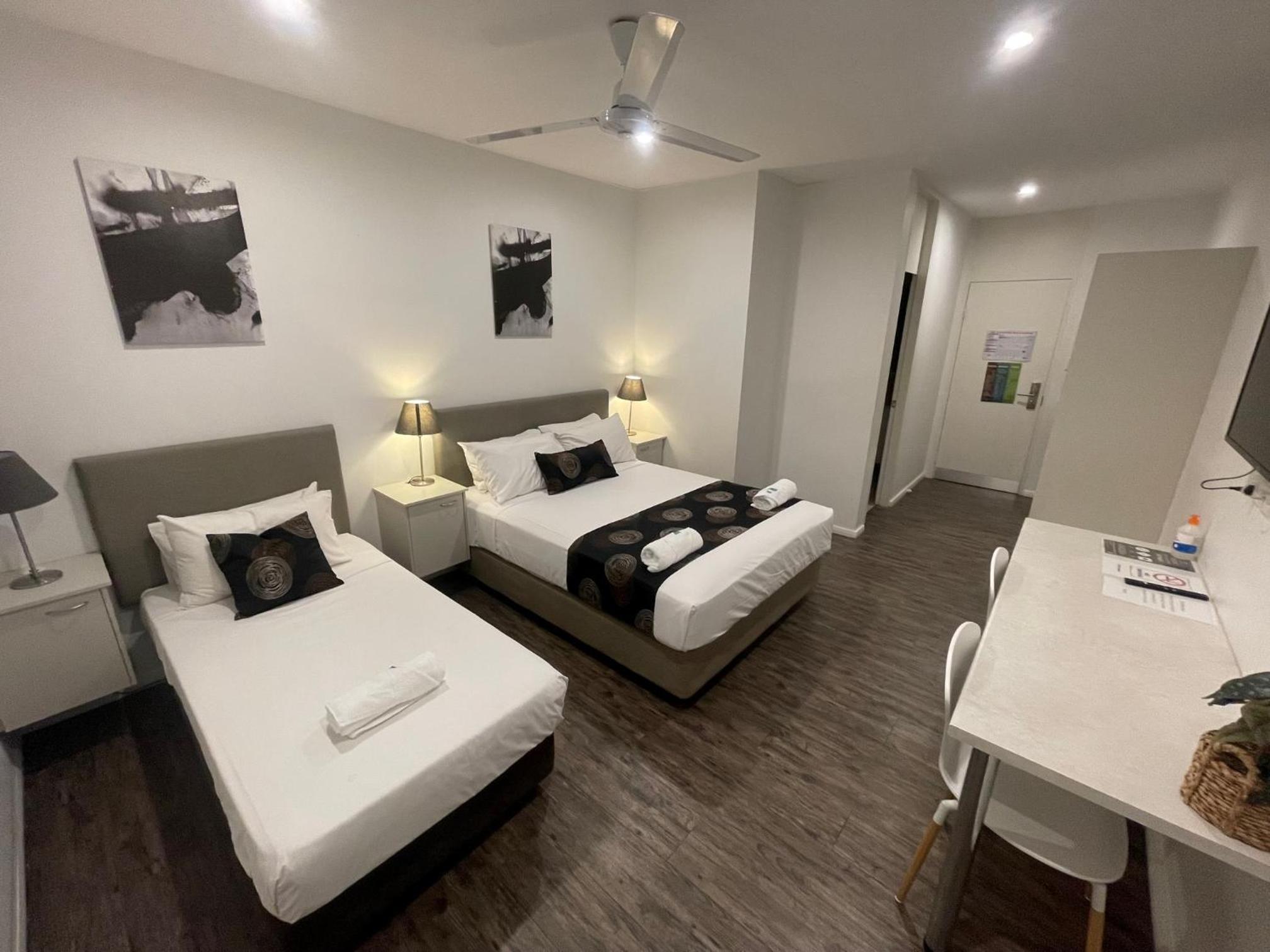 Deluxe Double or Twin Room photo 2