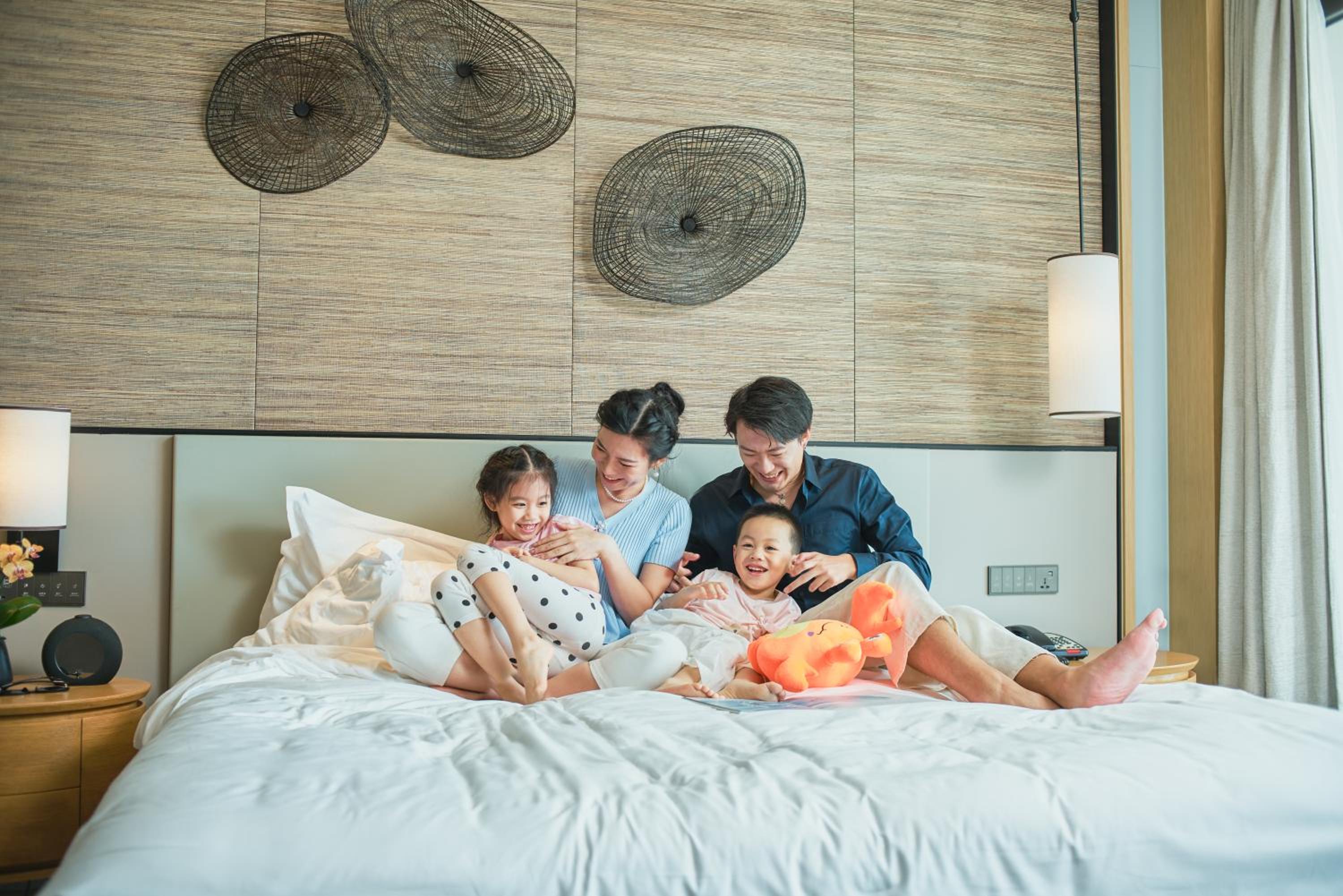 One-Bedroom Family Suite with Ocean View - Kids Theme