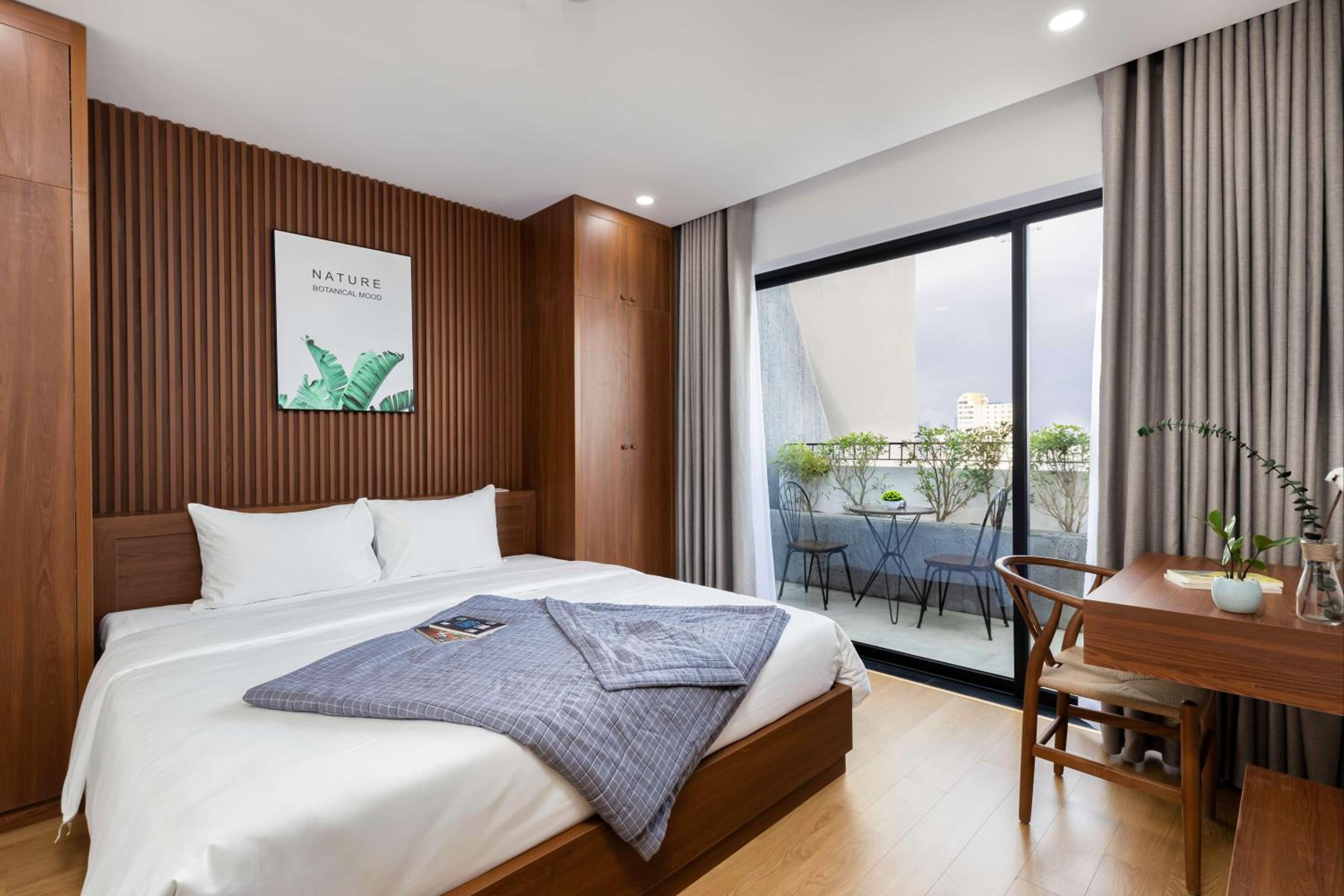 Deluxe Apartment