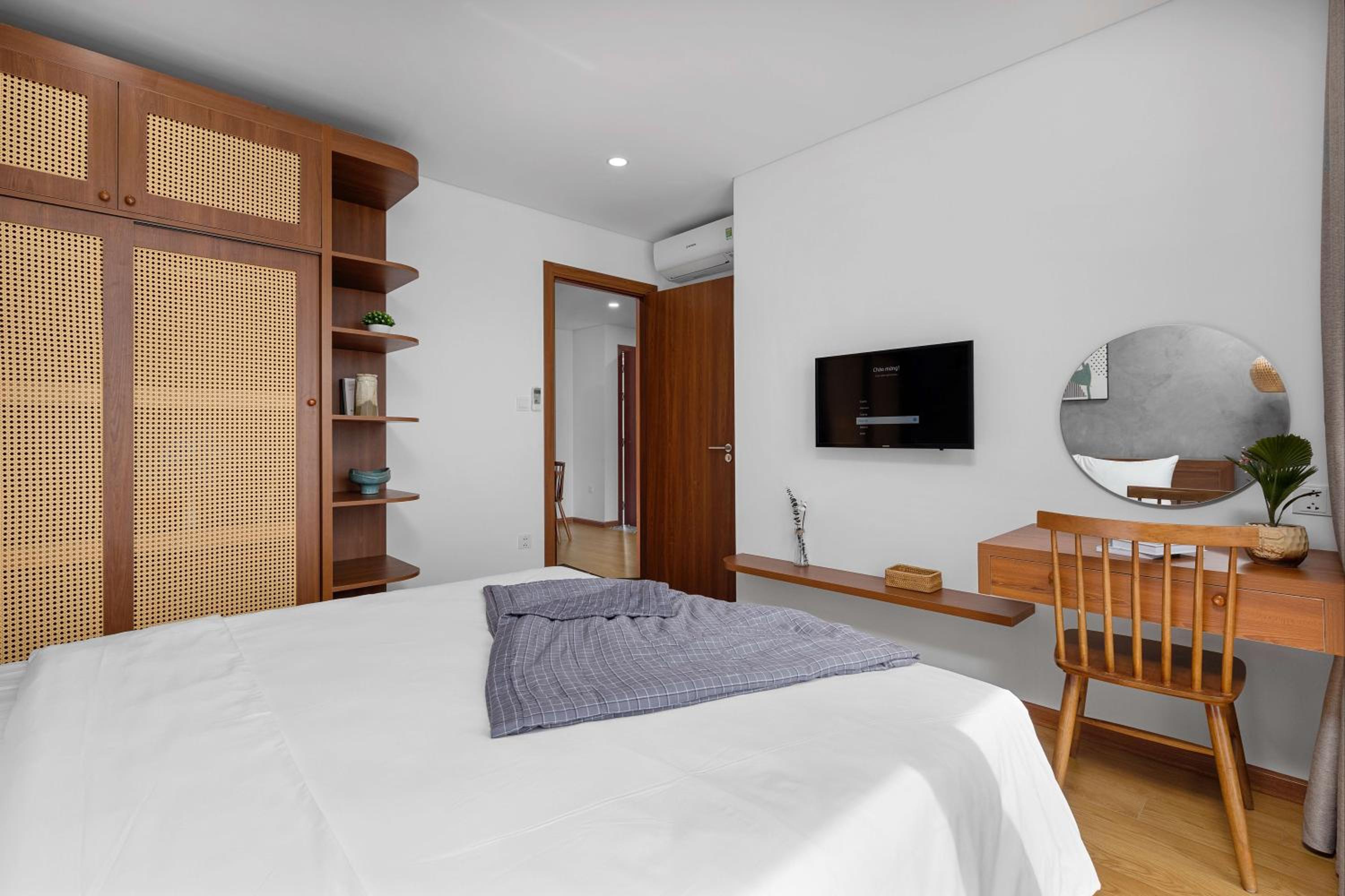 Two-Bedroom Apartment - Photo 9