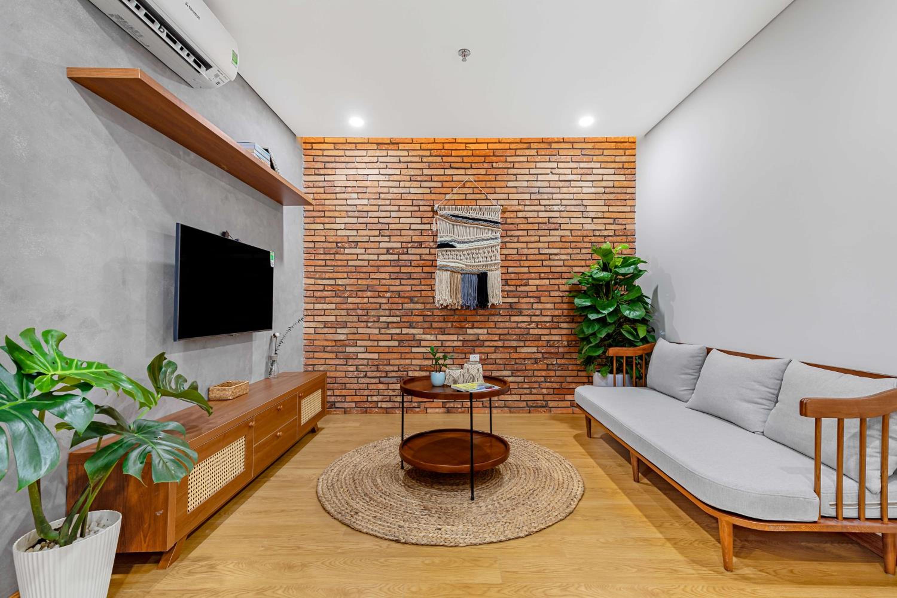 Two-Bedroom Apartment - Photo 8