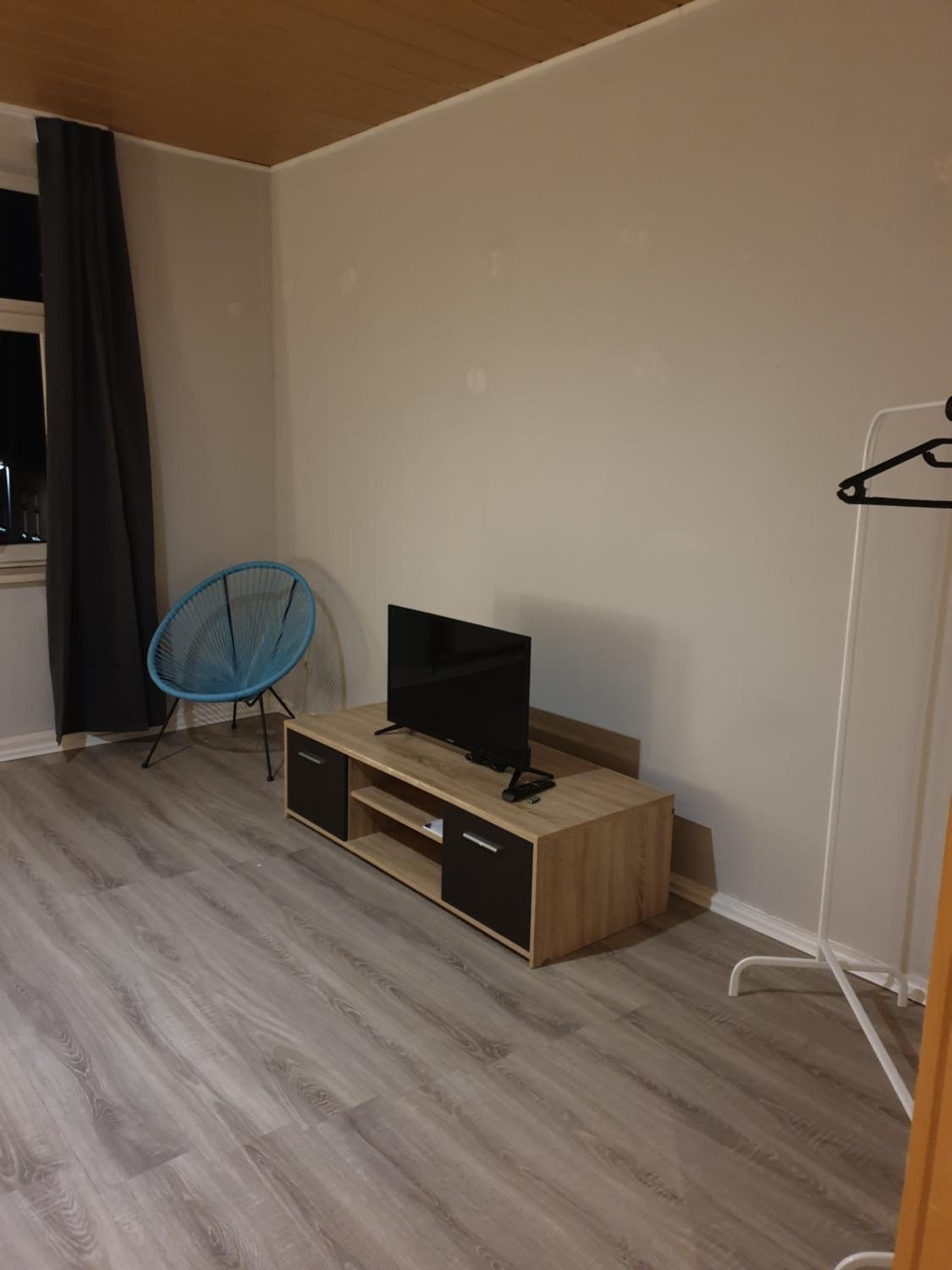 Three-Bedroom Apartment photo 2