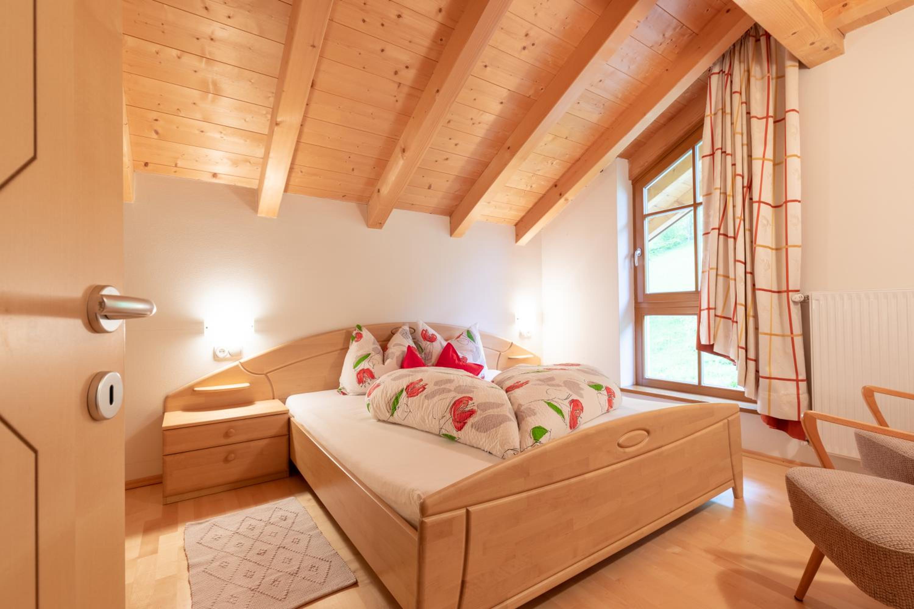 One-Bedroom Apartment with Terrace